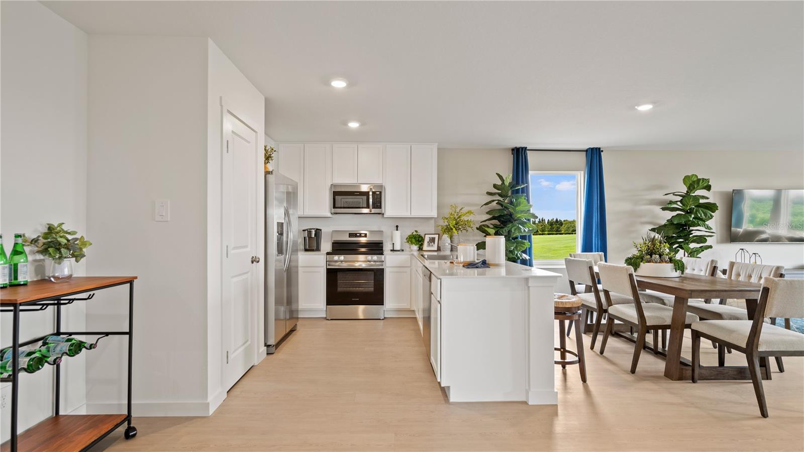 4th image of 3467 Rover Rd, Eagle Lake, FL 33839 | MLS# O6427402
