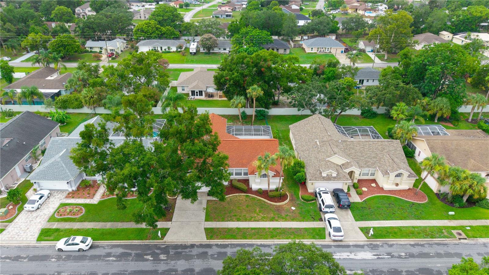 3rd image of 1259 Overland Dr, Spring Hill, FL 34608 | MLS# W7887901