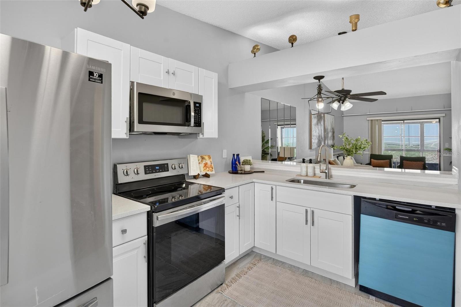 3rd image of 1311 Powderpuff Dr #1009, Dunedin, FL 34698 | MLS# TB8531958