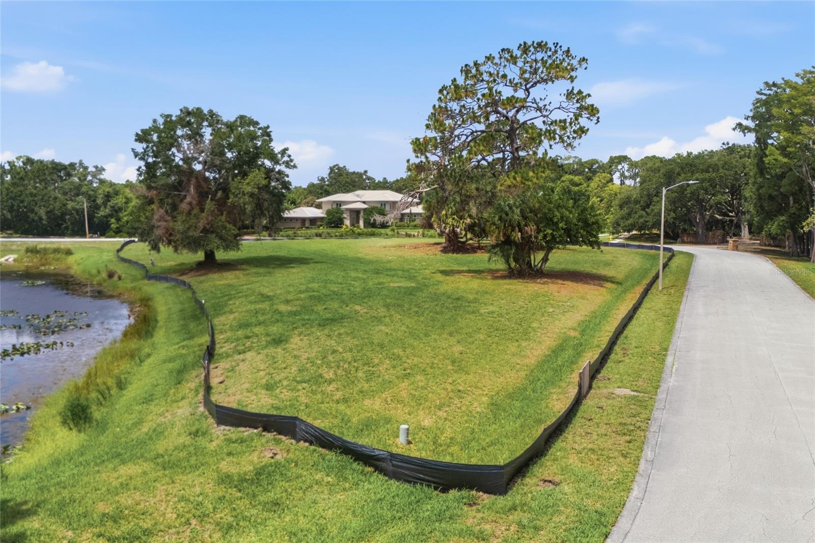 4th image of 520 Austin Dr, Tarpon Springs, FL 34688 | MLS# TB8531998