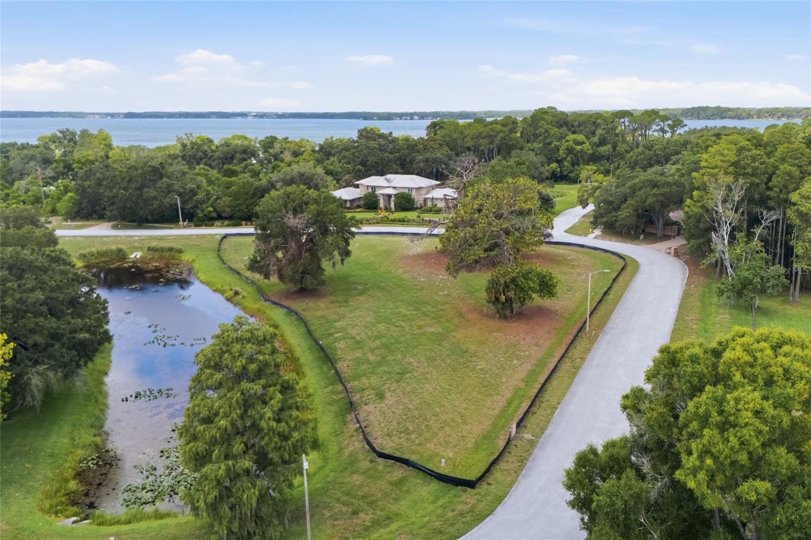 1st image of 520 Austin Dr, Tarpon Springs, FL 34688 | MLS# TB8531998
