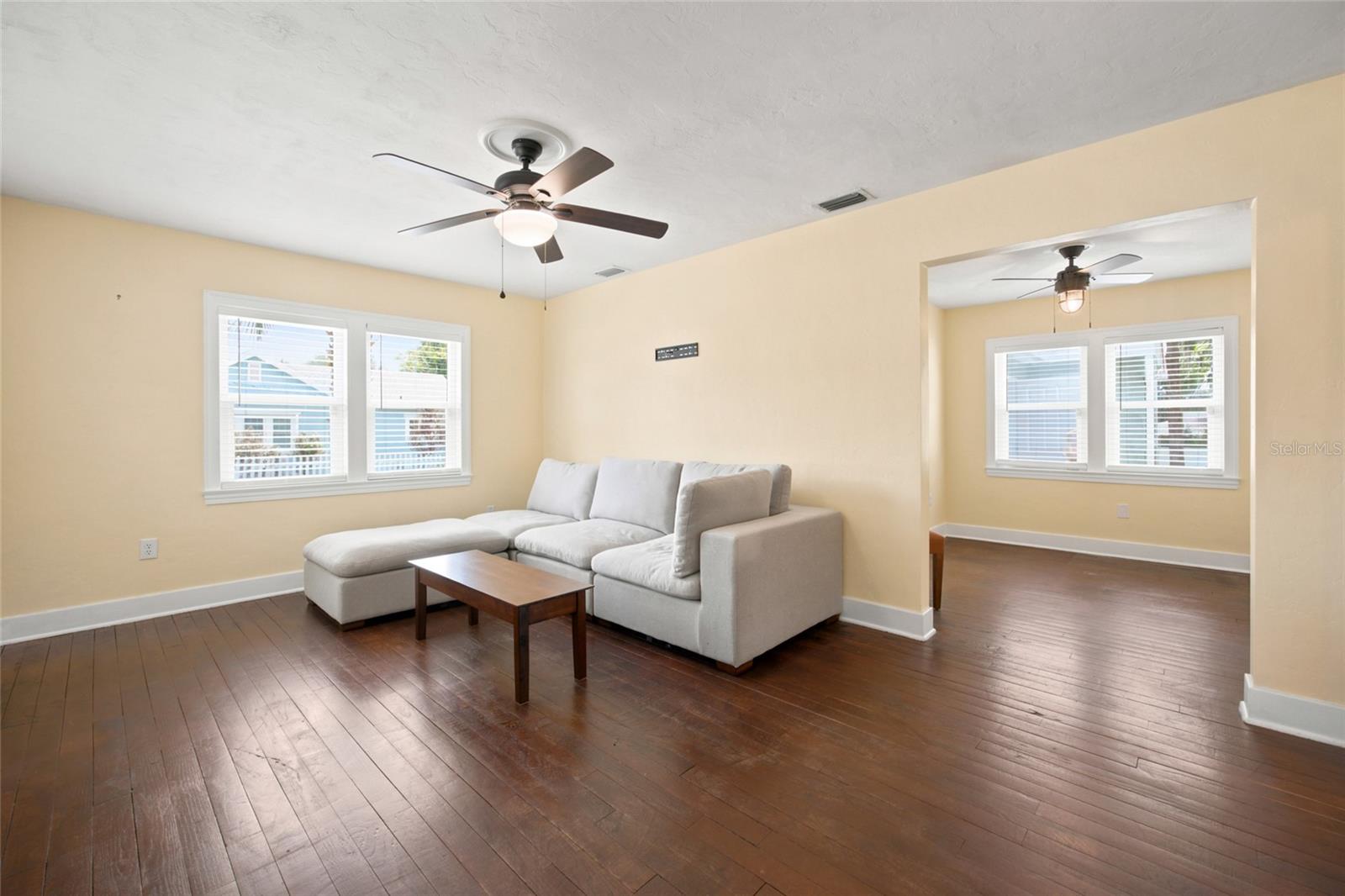 3rd image of 742 Se 12Th St, Ocala, FL 34471 | MLS# OM729052