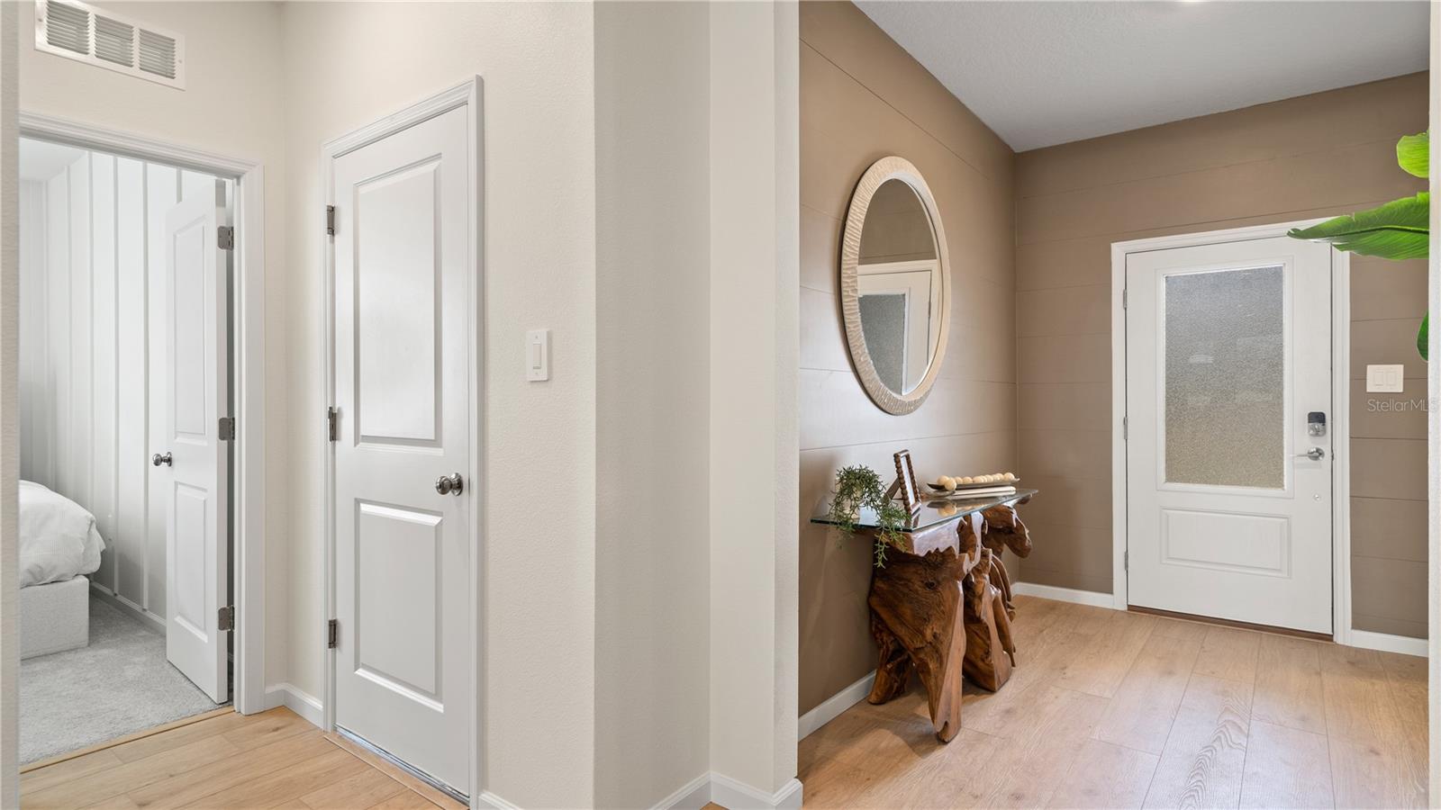 2nd image of 2858 Pioneer Trl, Eagle Lake, FL 33839 | MLS# O6427575