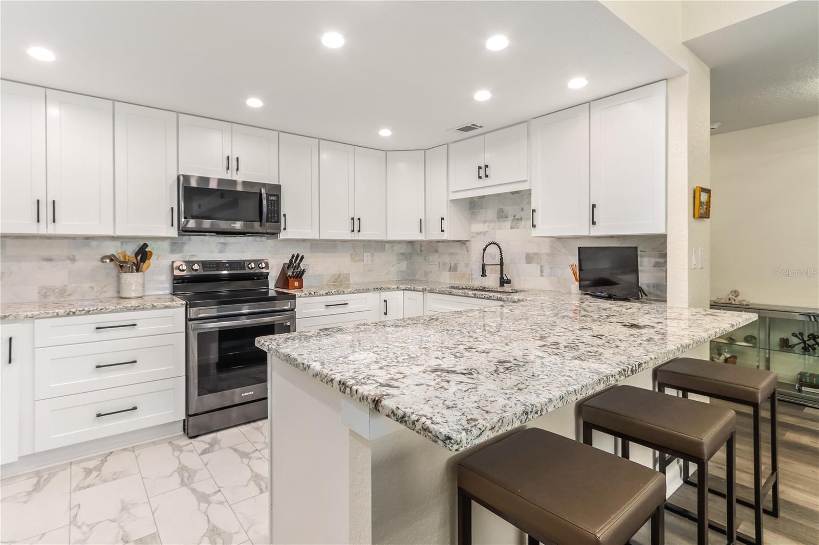 4th image of 4 Belleview Blvd #205, Belleair, FL 33756 | MLS# TB8532074