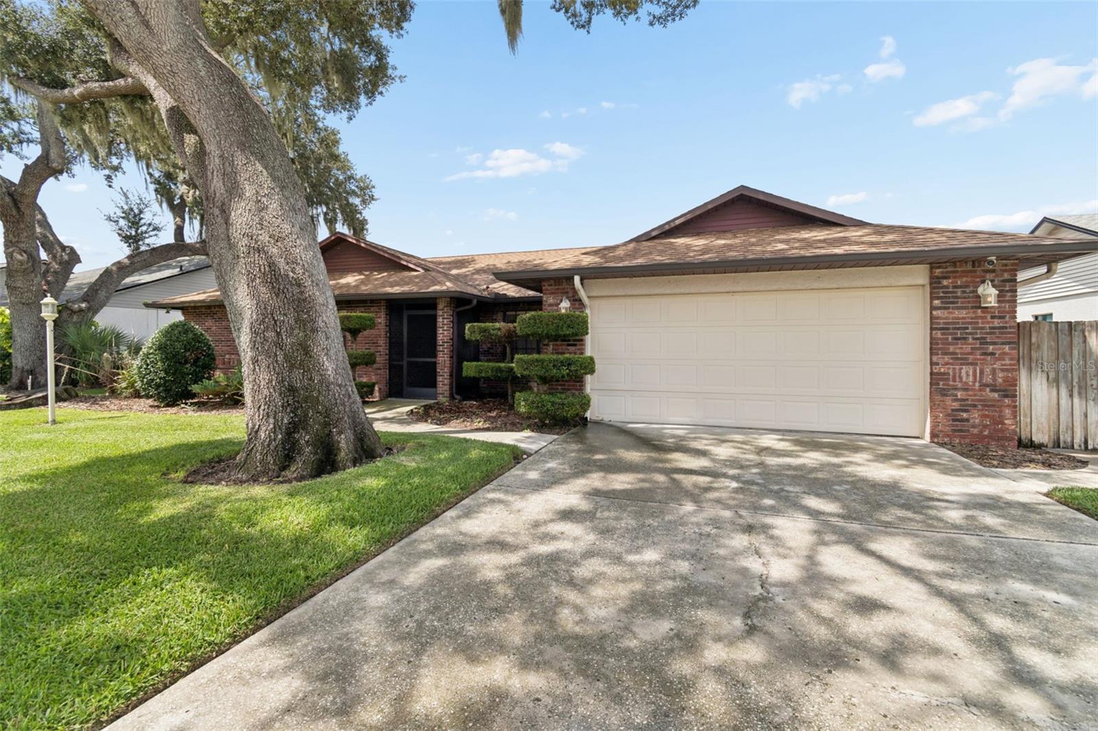 2nd image of 653 Timber Pond Dr, Brandon, FL 33510 | MLS# TB8532078