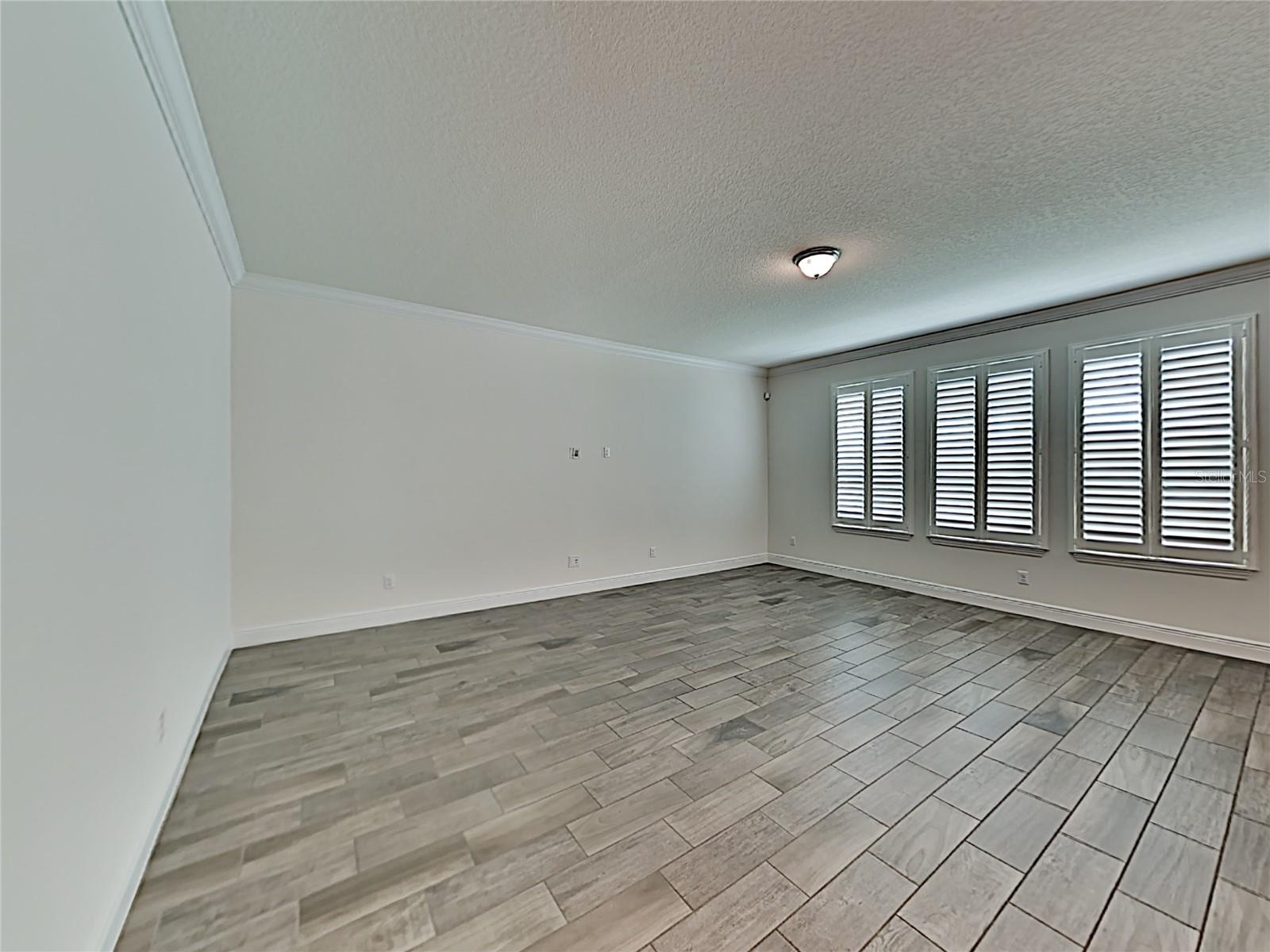 3rd image of 8931 Lookout Pointe Dr, Windermere, FL 34786 | MLS# O6427614