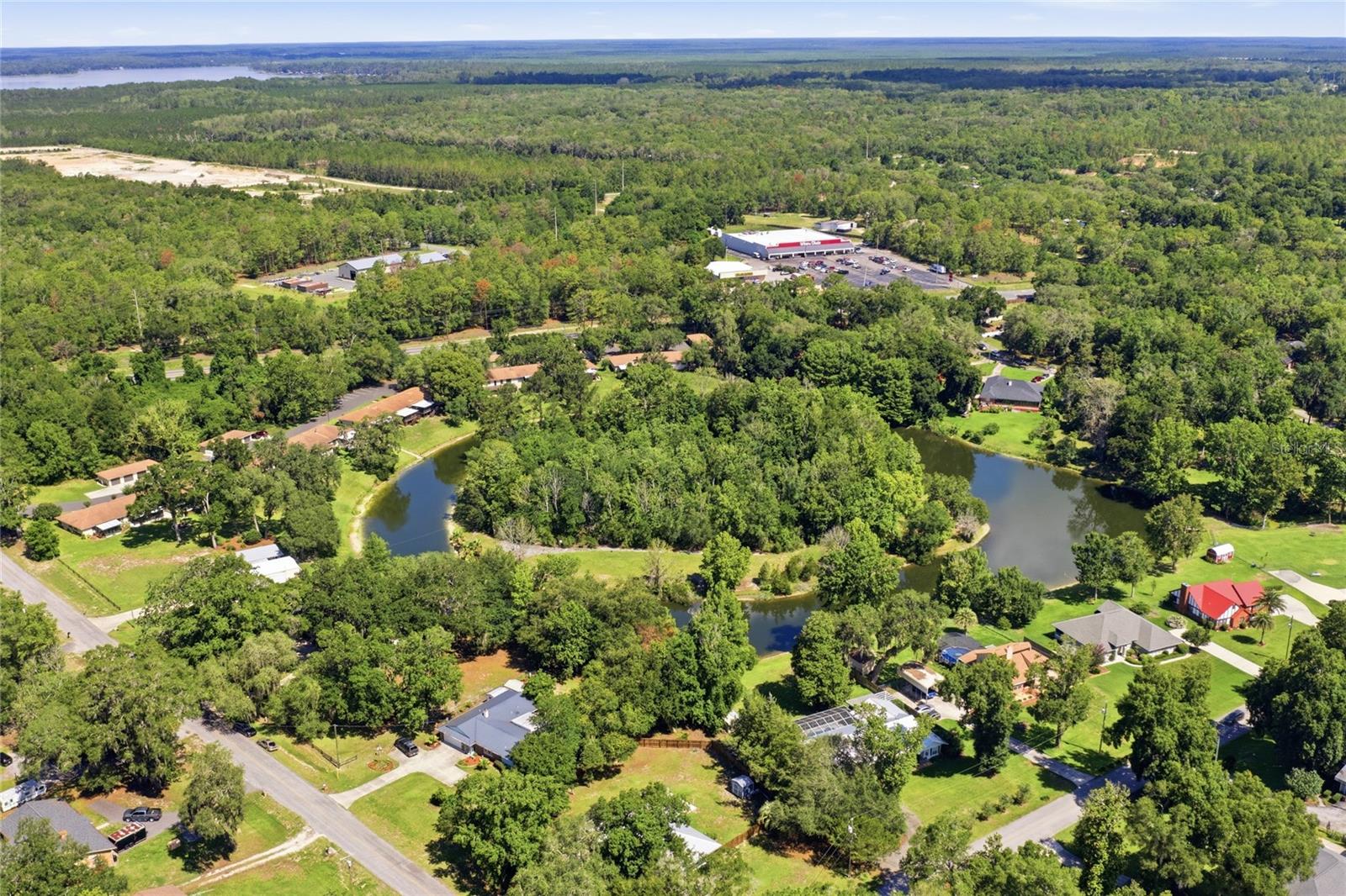 3rd image of 561 Se 28Th St, Melrose, FL 32666 | MLS# GC542185