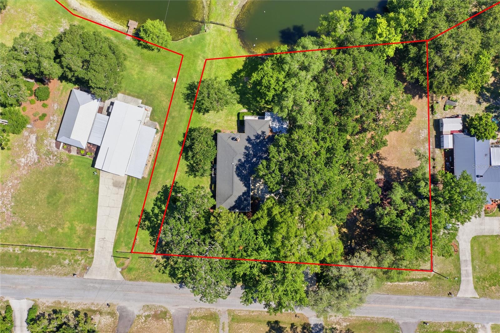 2nd image of 561 Se 28th St, Melrose, FL 32666 | MLS# GC542185