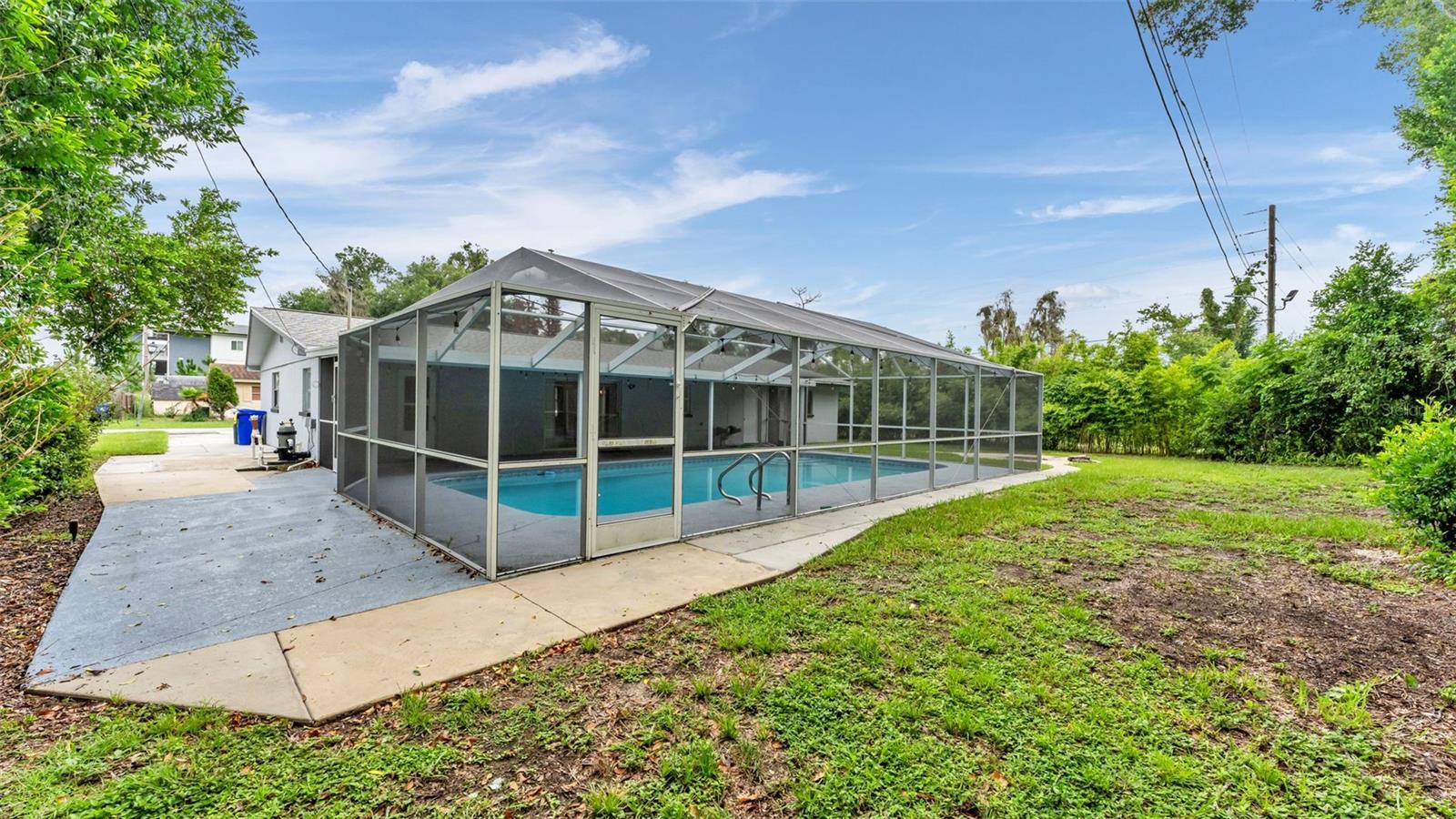 5th image of 135 Kenilwood Ln, Lakeland, FL 33809 | MLS# L4963747