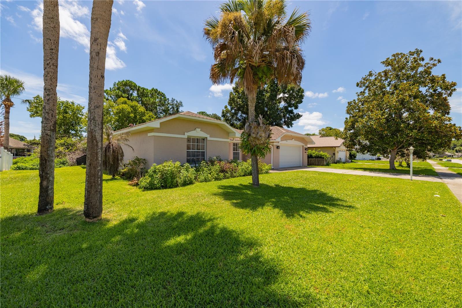 4th image of 4585 Miles Dr, Port Orange, FL 32127 | MLS# O6427674