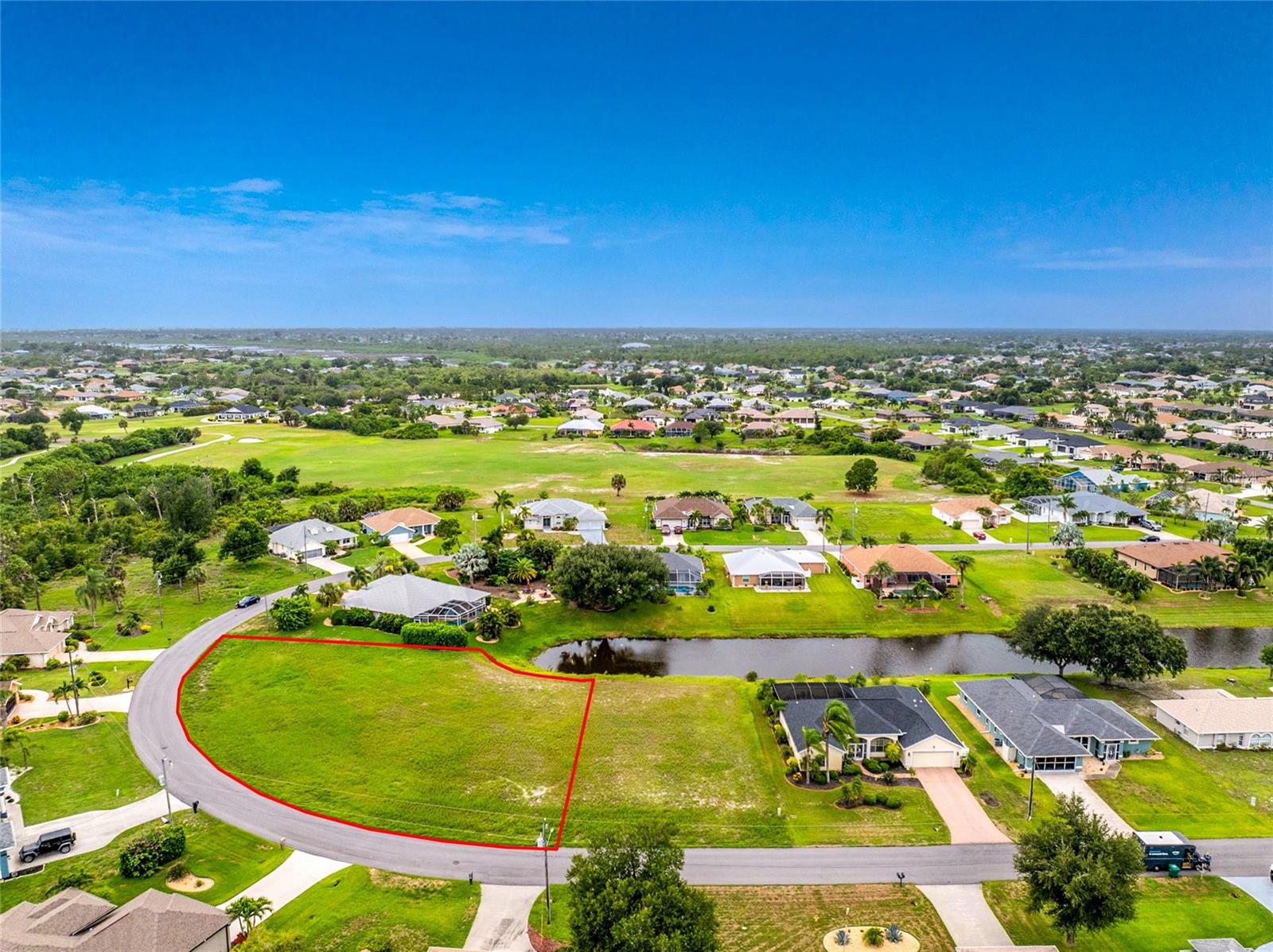 2nd image of 19 Medalist Pl, Rotonda West, FL 33947 | MLS# D6148181