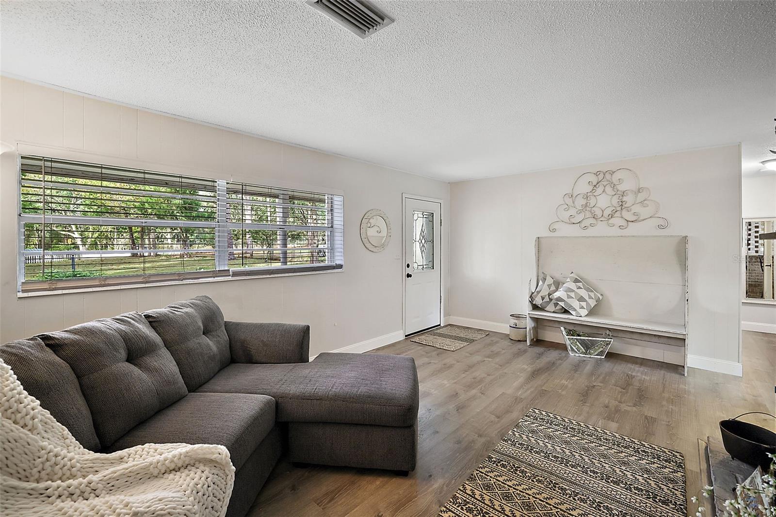5th image of 10303 Se Sunset Harbor Rd, Summerfield, FL 34491 | MLS# G5115470
