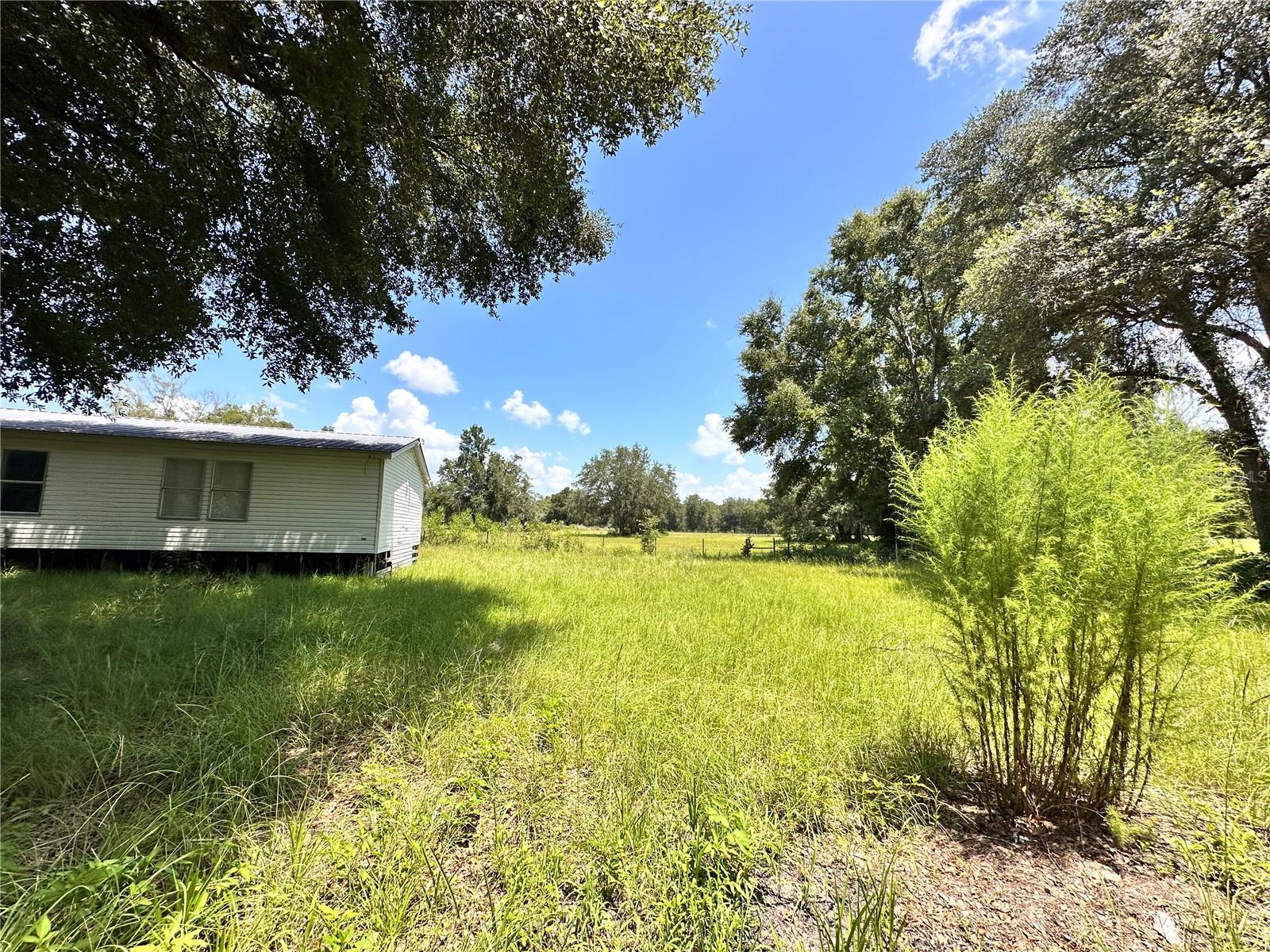 Homes for sale in Fort White, FL | 265 Sw Skyline Loop, Fort White, FL 32038 | MLS# OM729097