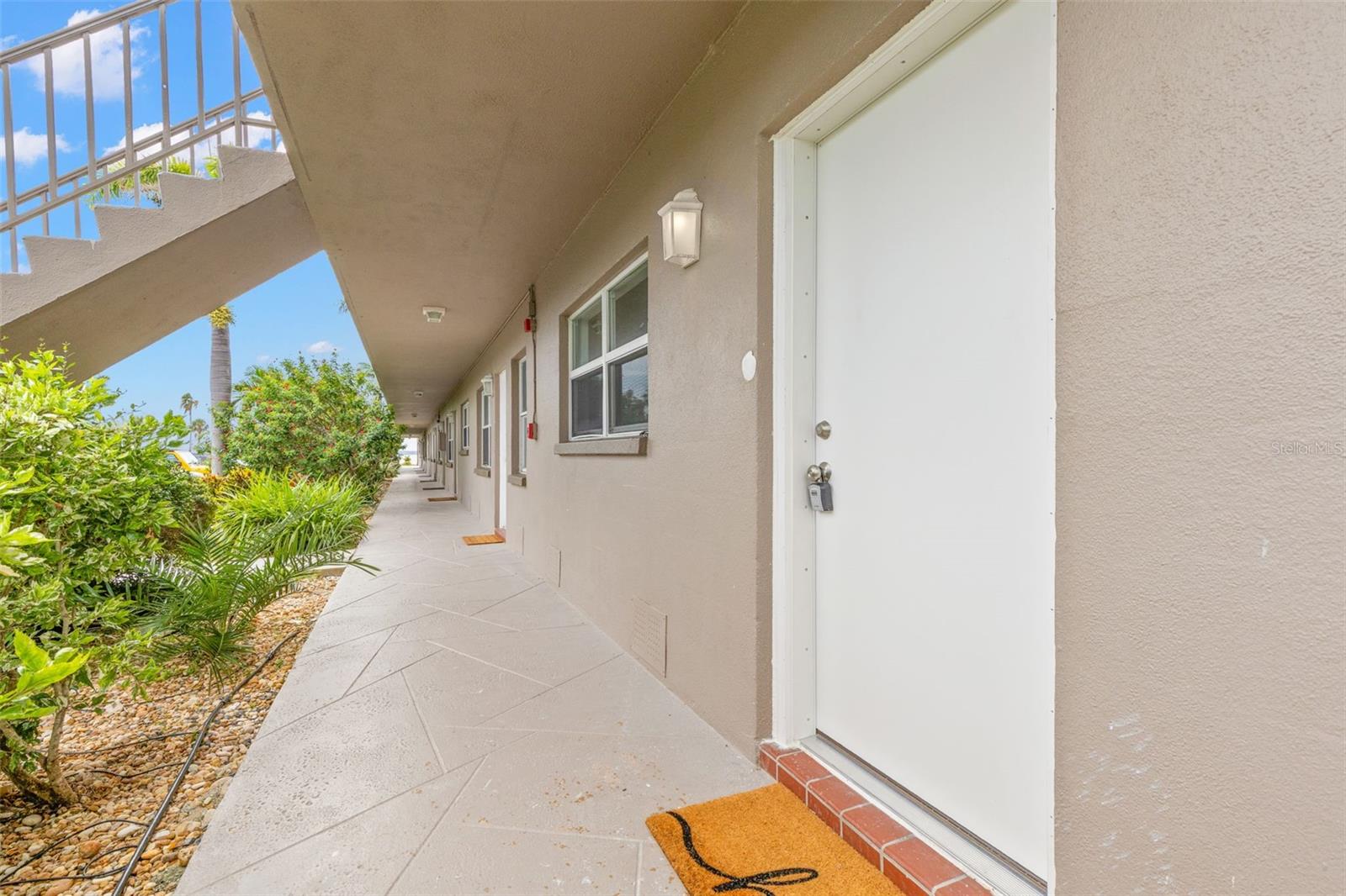 2nd image of 2 Cswy Blvd, DUNEDIN, FL 34698