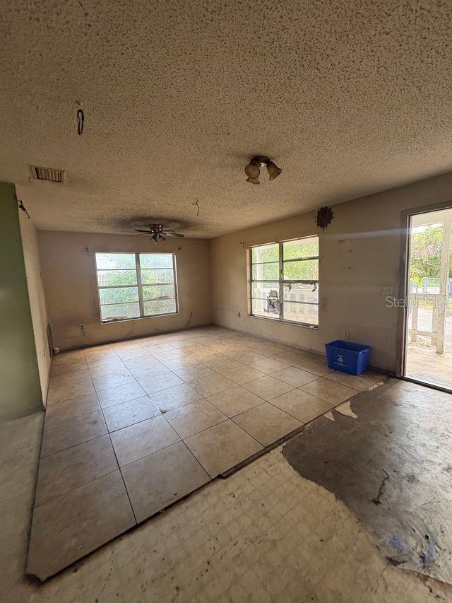 3rd image of 10407 N 25Th St, Tampa, FL 33612 | MLS# TB8532313