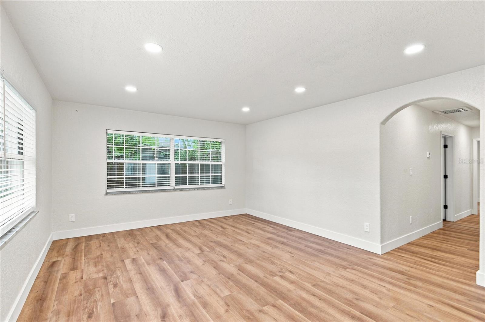 5th image of 5511 Craig Dr, Lakeland, FL 33809 | MLS# O6427776
