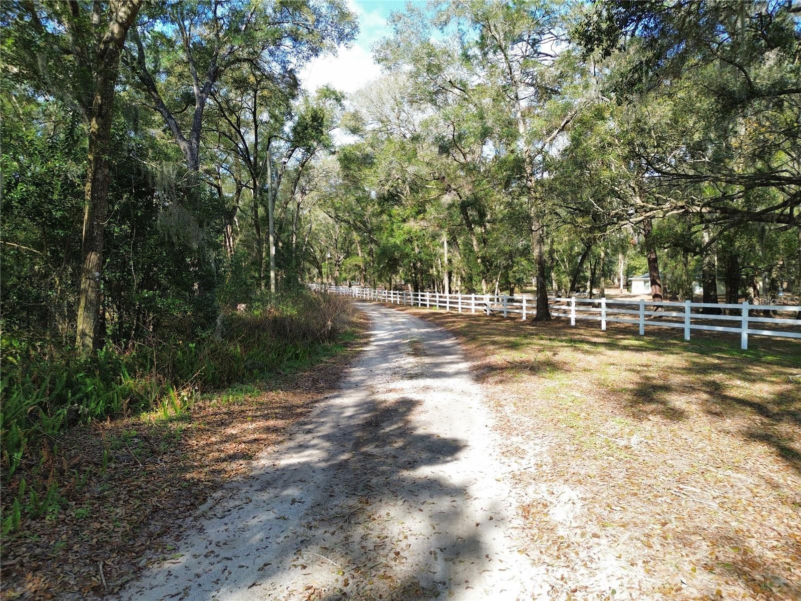 4th image of Tbd Se 71st Terrace Rd, Belleview, FL 34420 | MLS# OM729113