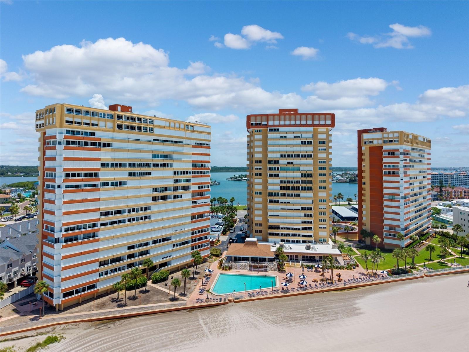 2nd image of 17940 Gulf Blvd, Redington Shores, FL 33708