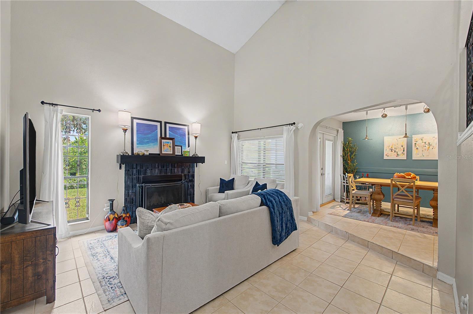 4th image of 13302 Arena Pl #E, Tampa, FL 33612 | MLS# TB8532450