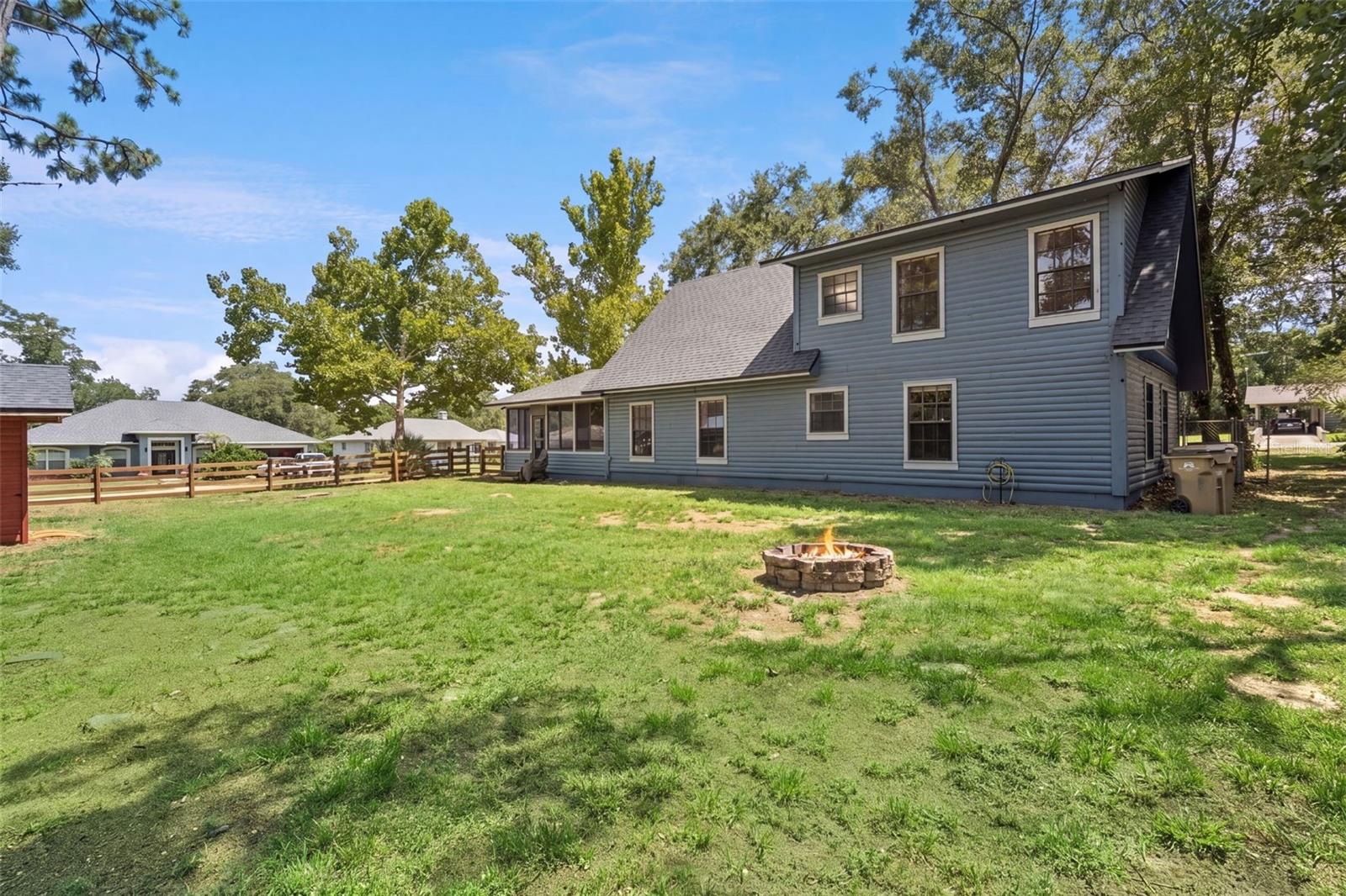 3rd image of 25911 Aberdovey Ave, Sorrento, FL 32776 | MLS# O6427895
