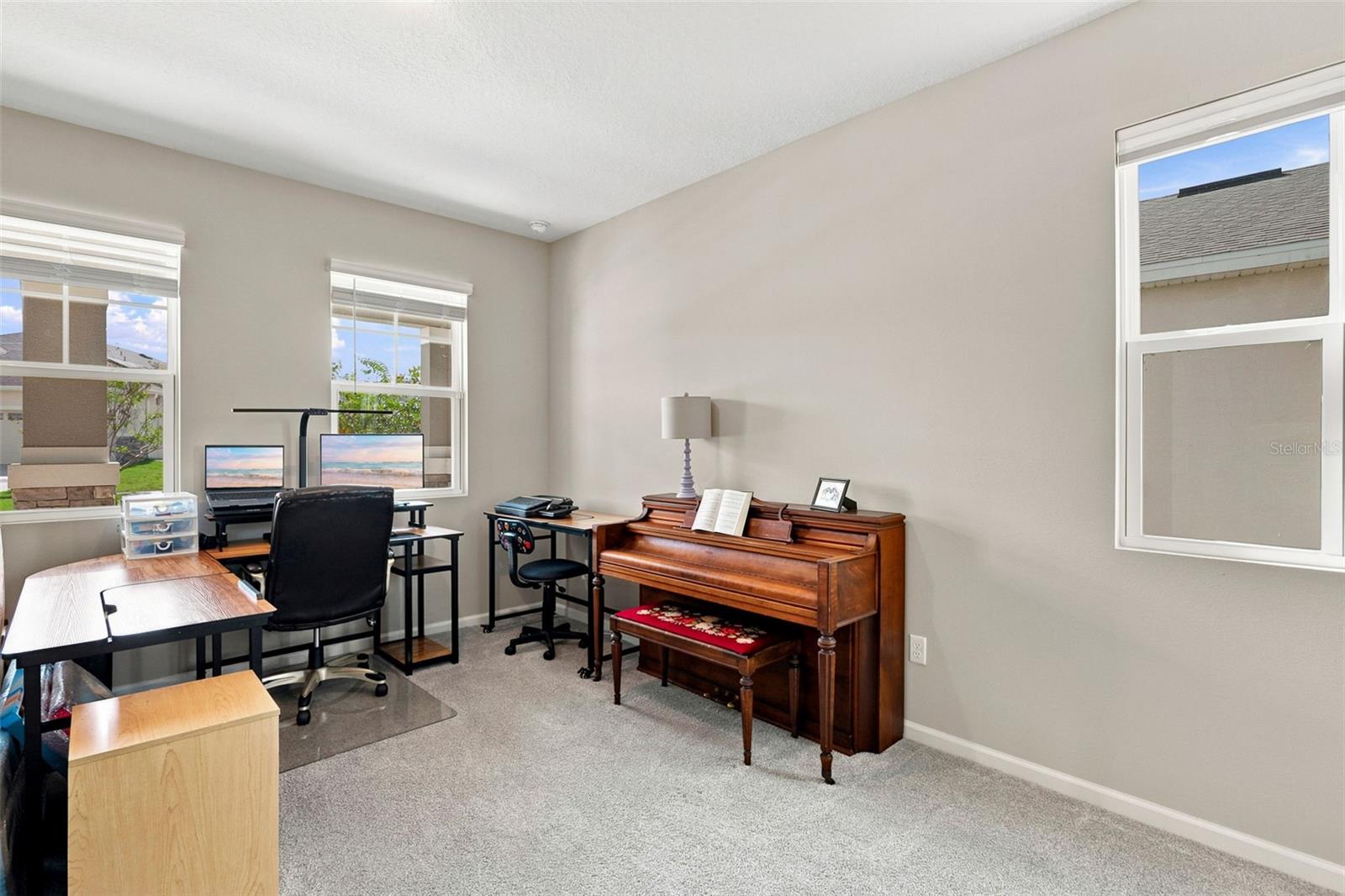 5th image of 832 Griffon Ave, Lake Alfred, FL 33850 | MLS# O6427910