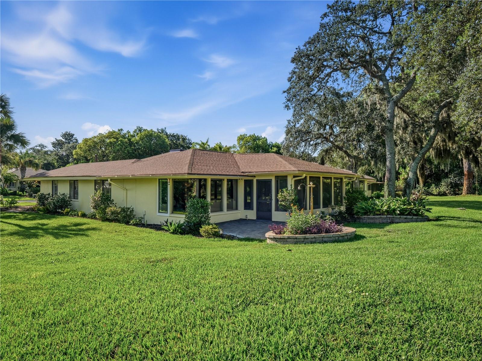 4th image of 214 Canterbury Cir, New Smyrna Beach, FL 32168 | MLS# NS1088820