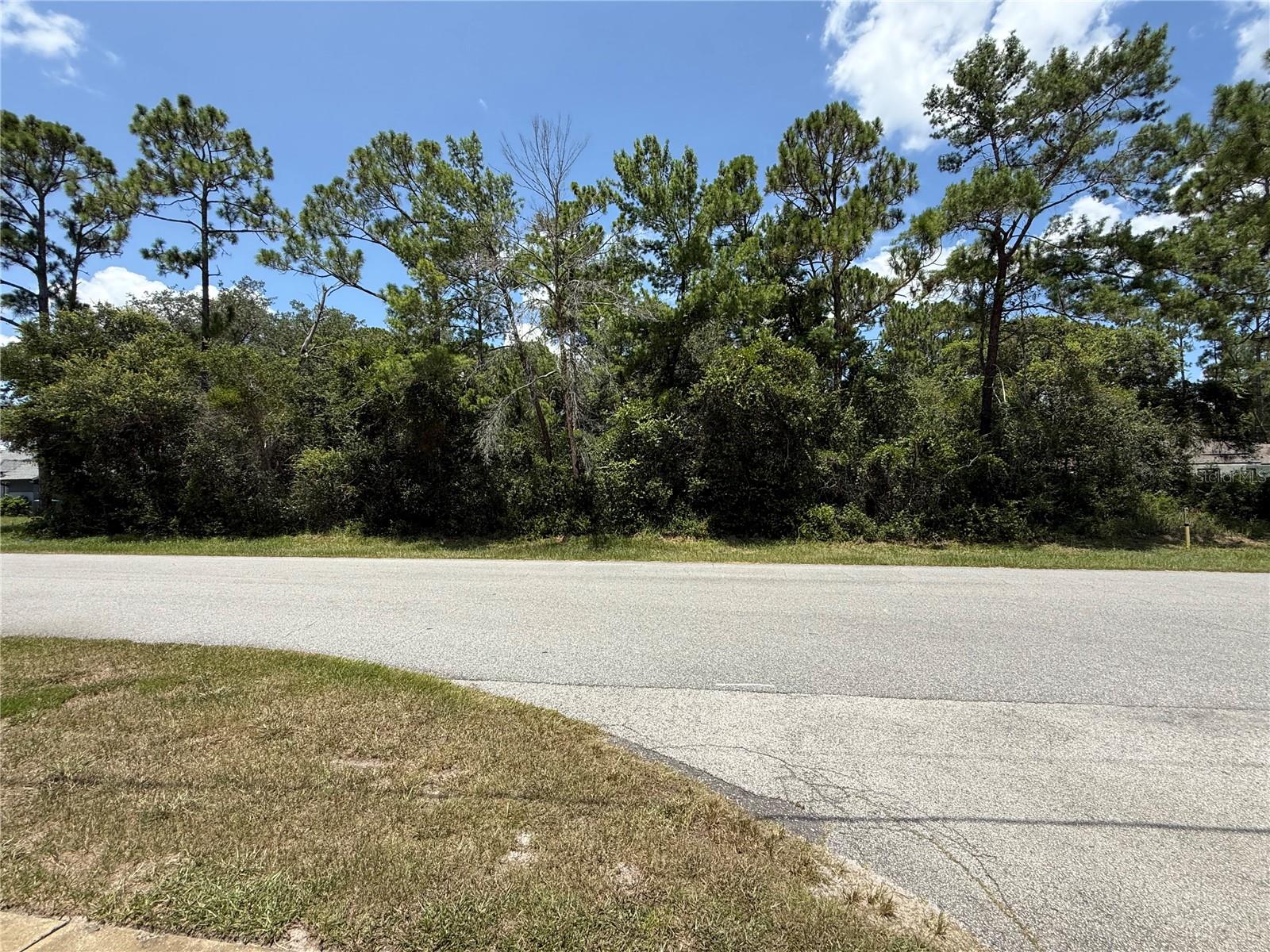 1st image of 2952 Day Rd, Deltona, FL 32738 | MLS# O6428003