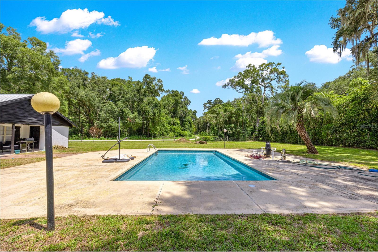4th image of 6575 Nw 50Th Ave, Ocala, FL 34482 | MLS# OM729162
