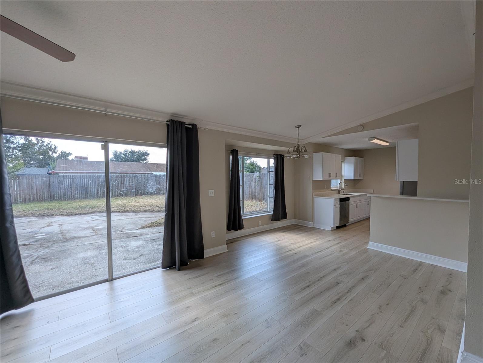 3rd image of 1209 Mohrlake Dr, Brandon, FL 33511 | MLS# TB8532634