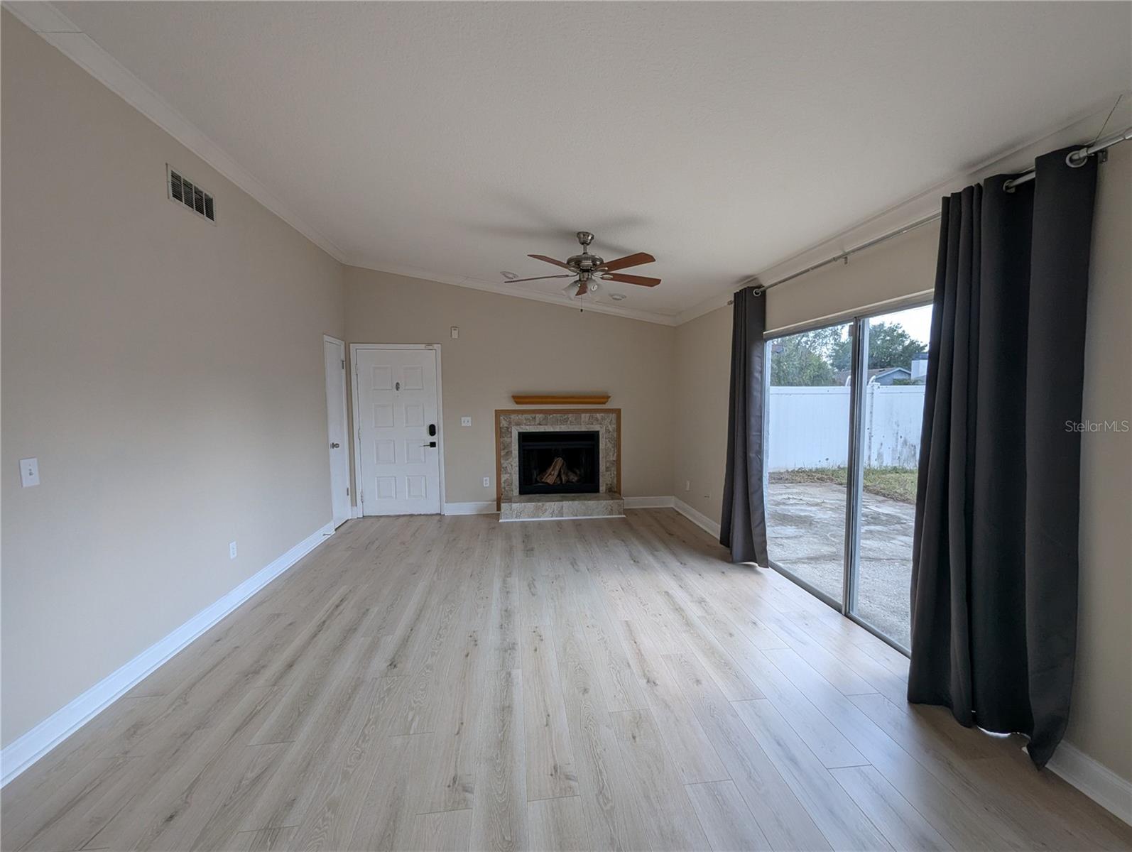 4th image of 1209 Mohrlake Dr, Brandon, FL 33511 | MLS# TB8532634