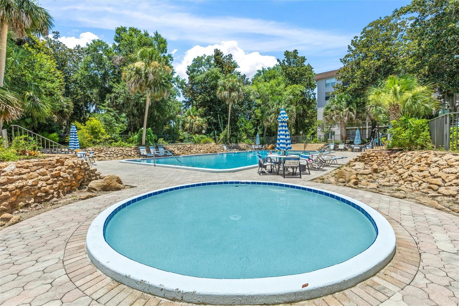 4th image of 640 N Nova Rd, Ormond Beach, FL 32174