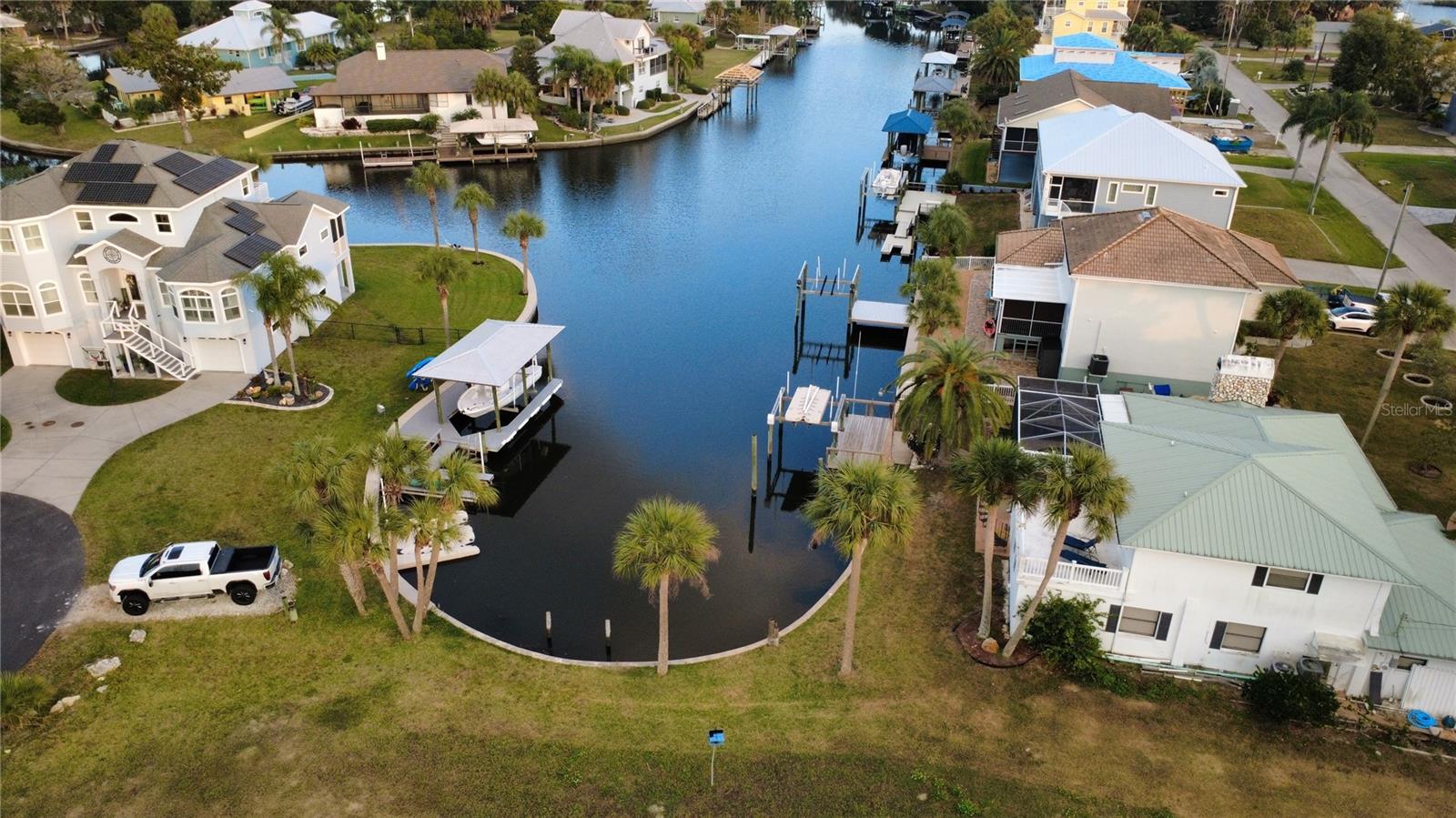 5th image of 11999 W Bayshore Dr, Crystal River, FL 34429 | MLS# OM729176