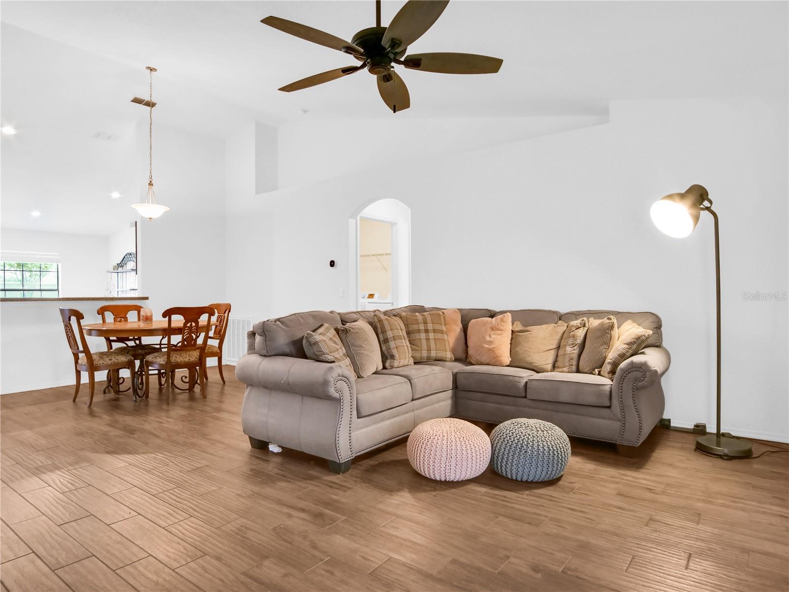3rd image of 1601 Taylor Landing Dr, Bartow, FL 33830 | MLS# L4963800