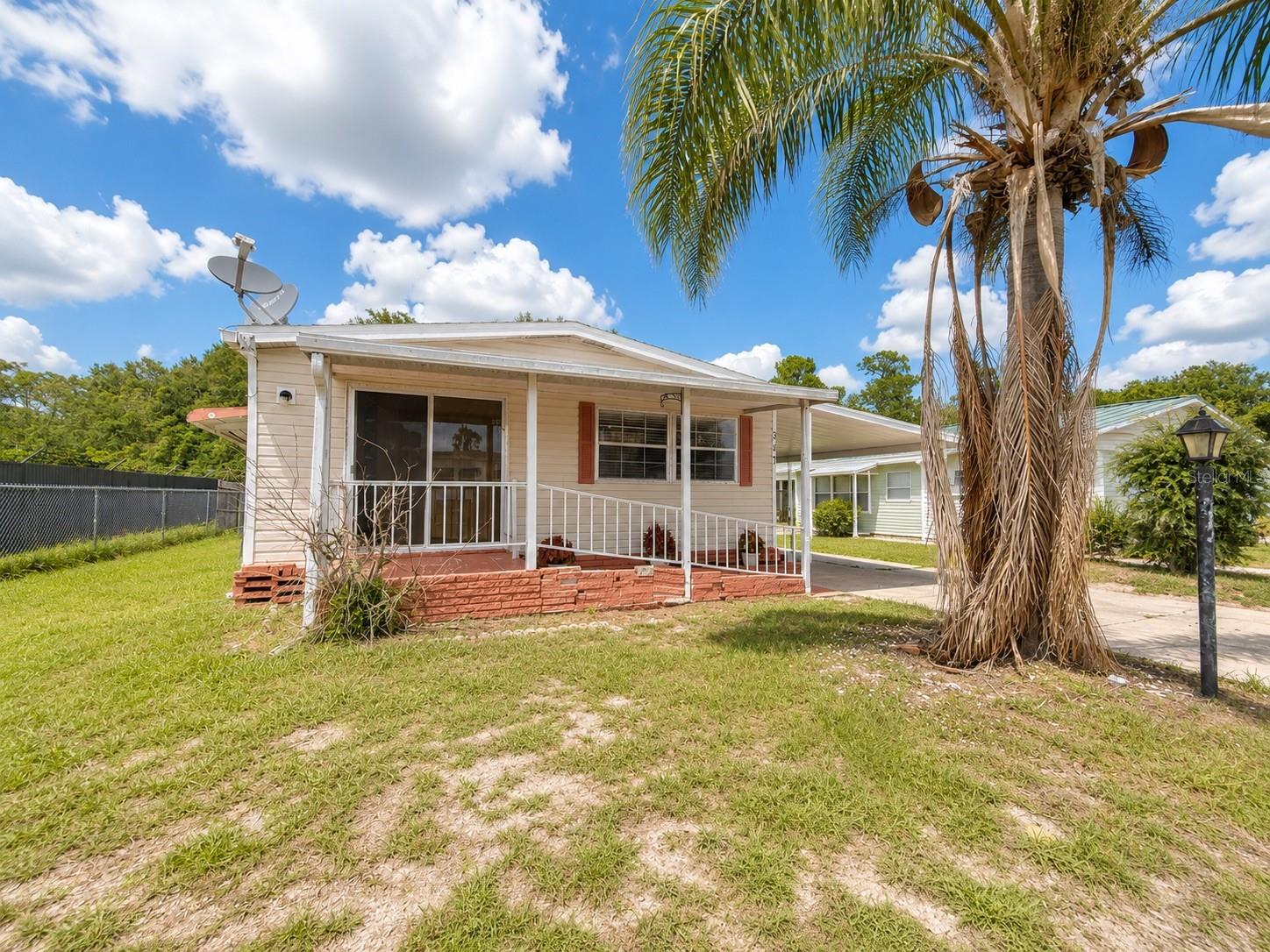 2nd image of 347 Canal Ct, Lake Wales, FL 33859 | MLS# S5154393
