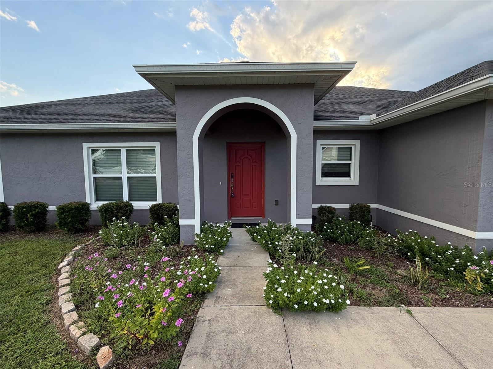 1st image of 10340 Se 69th Ter, Belleview, FL 34420 | MLS# OM729189