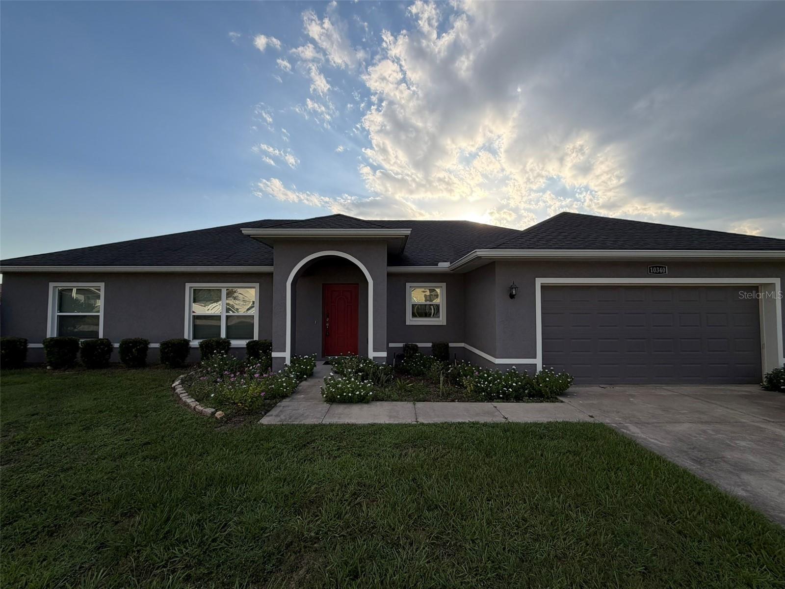 2nd image of 10340 Se 69th Ter, Belleview, FL 34420 | MLS# OM729189
