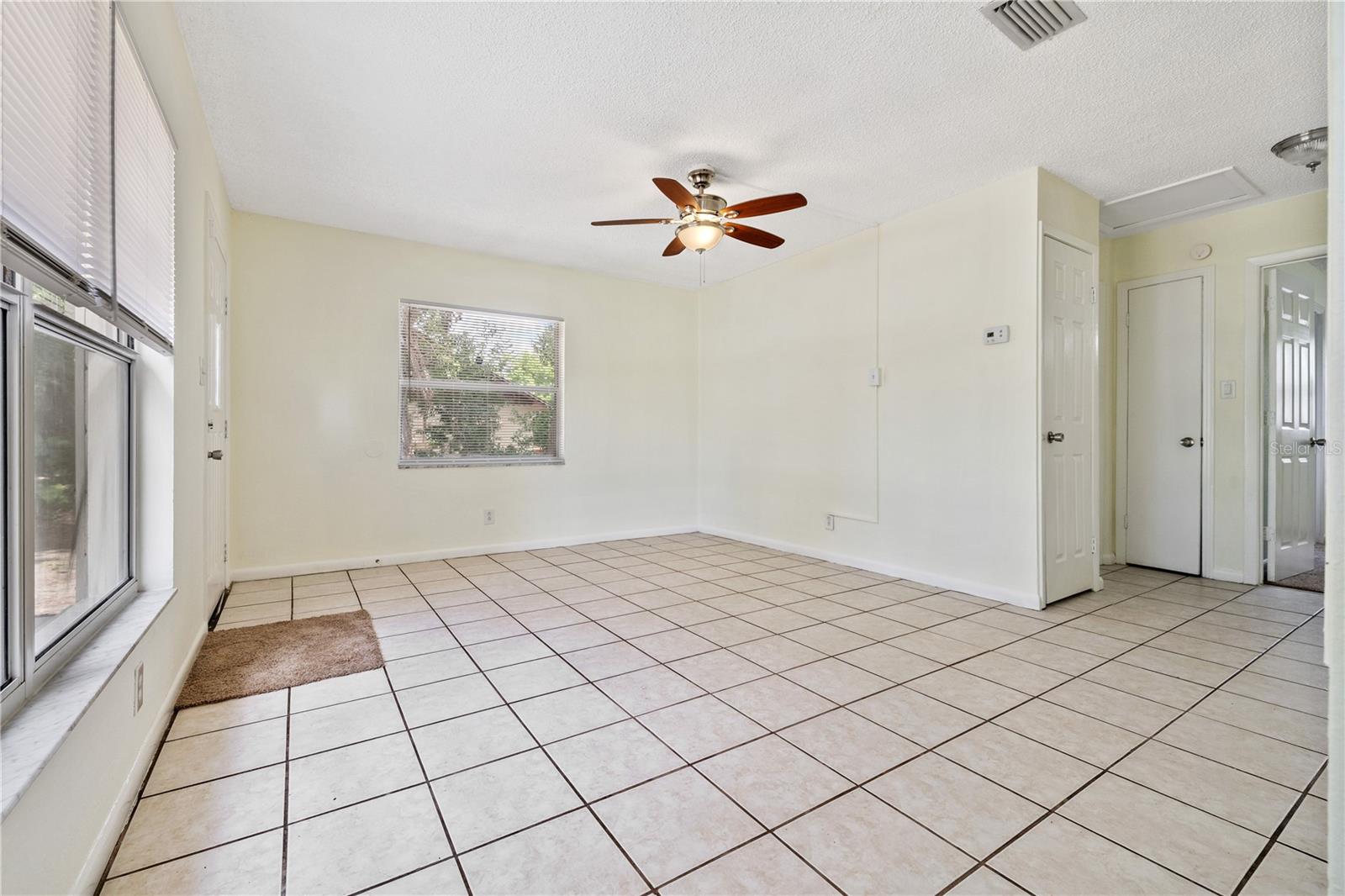 5th image of 5225 Peach Ave, Seffner, FL 33584 | MLS# TB8532756