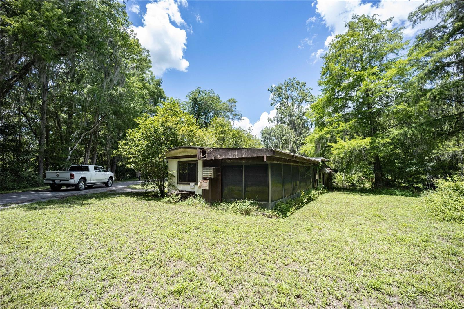 85th image of 2886 N C 470, Lake Panasoffkee, FL 33538 | MLS# G5115539