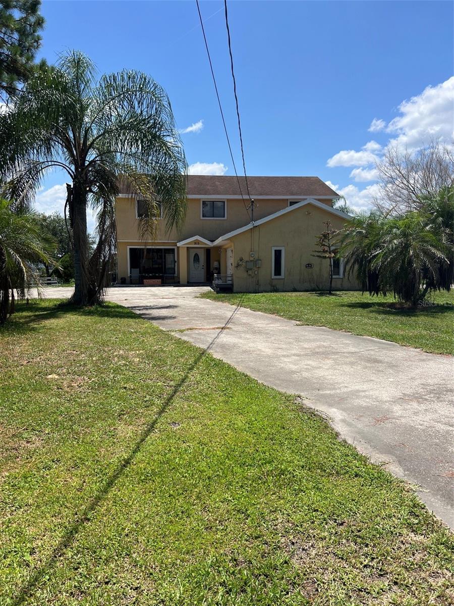 1st image of 915 Hillside Ct S, Winter Haven, FL 33881 | MLS# O6428179