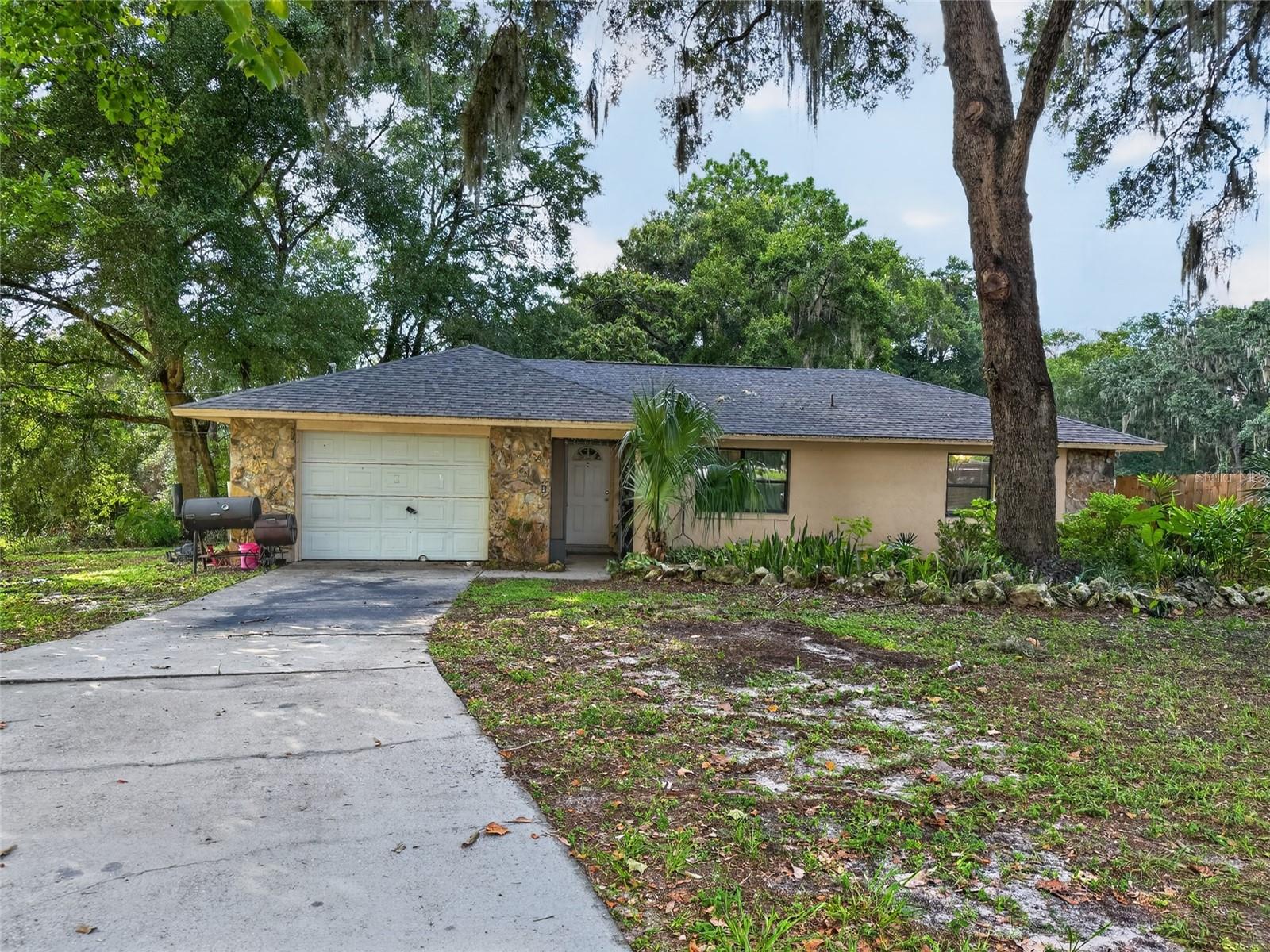 3rd image of 11025 Se 132Nd Pl, Ocklawaha, FL 32179 | MLS# G5115563