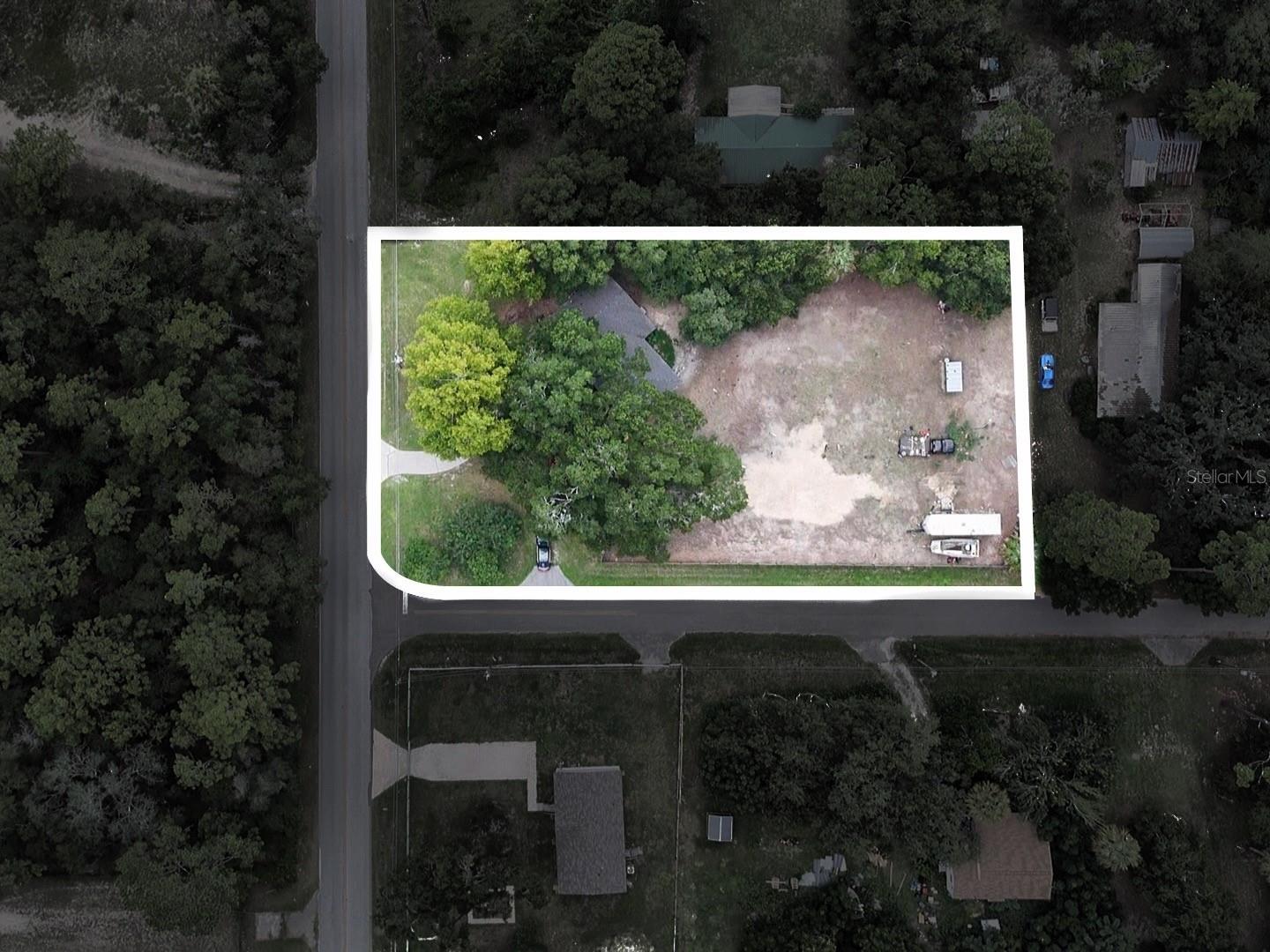5th image of 11025 Se 132Nd Pl, Ocklawaha, FL 32179 | MLS# G5115563