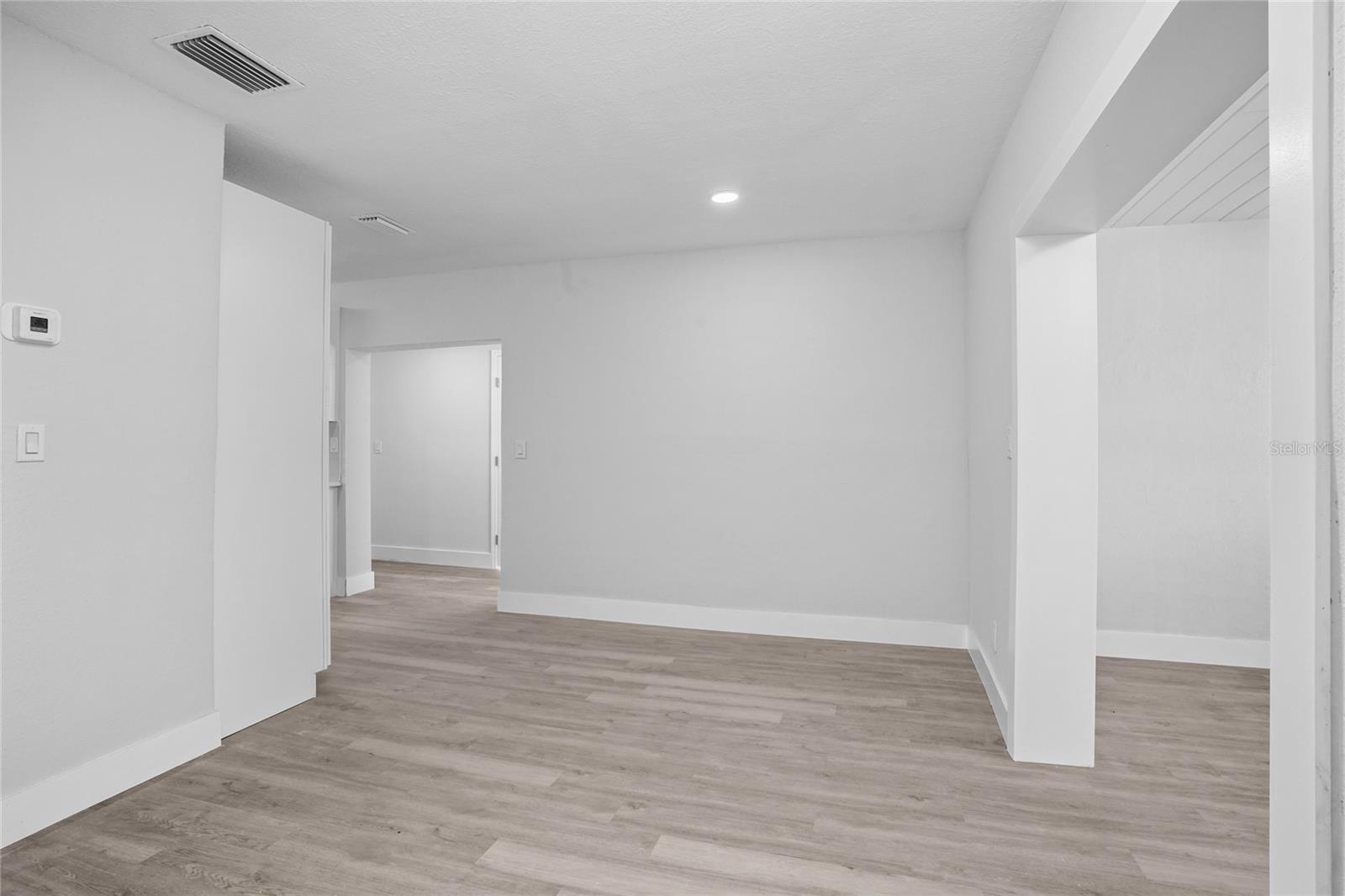4th image of 630 180Th Ave E, Redington Shores, FL 33708 | MLS# TB8532894