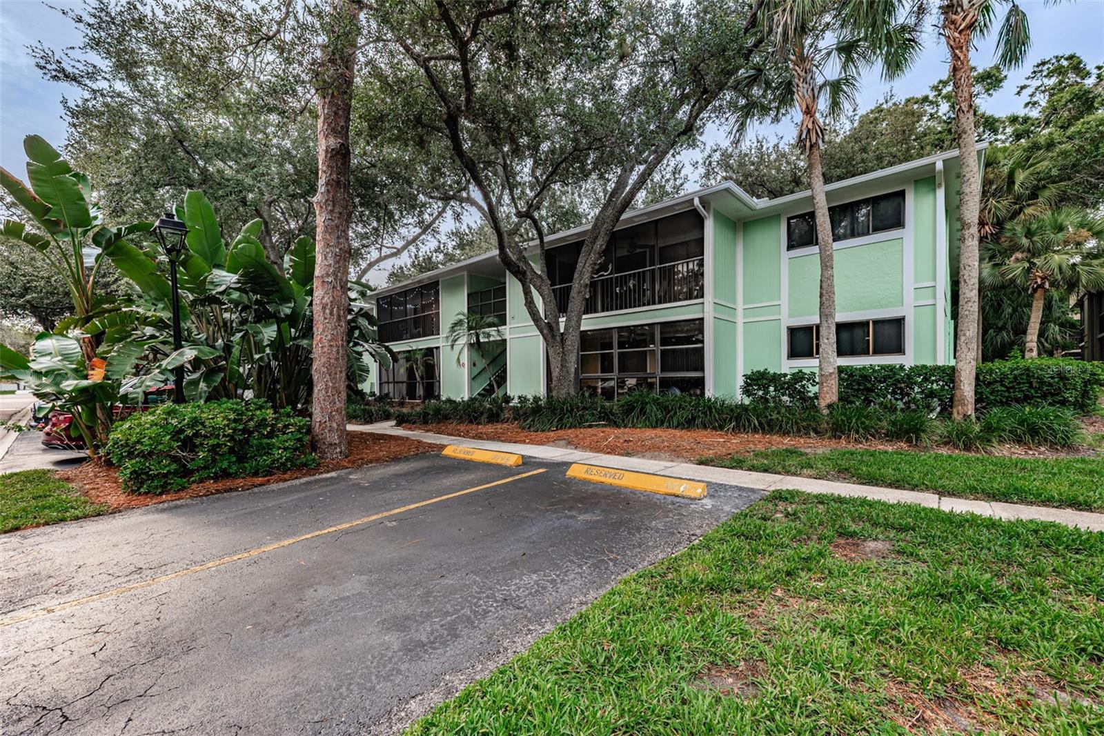 3rd image of 3295 Fox Chase Cir N, PALM HARBOR, FL 34683