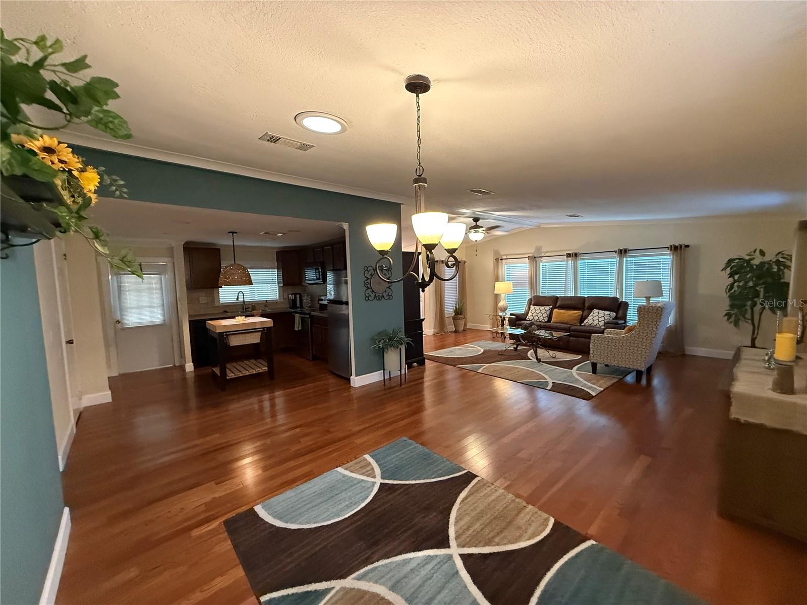 4th image of 35 Seminole Path, Wildwood, FL 34785 | MLS# G5115572