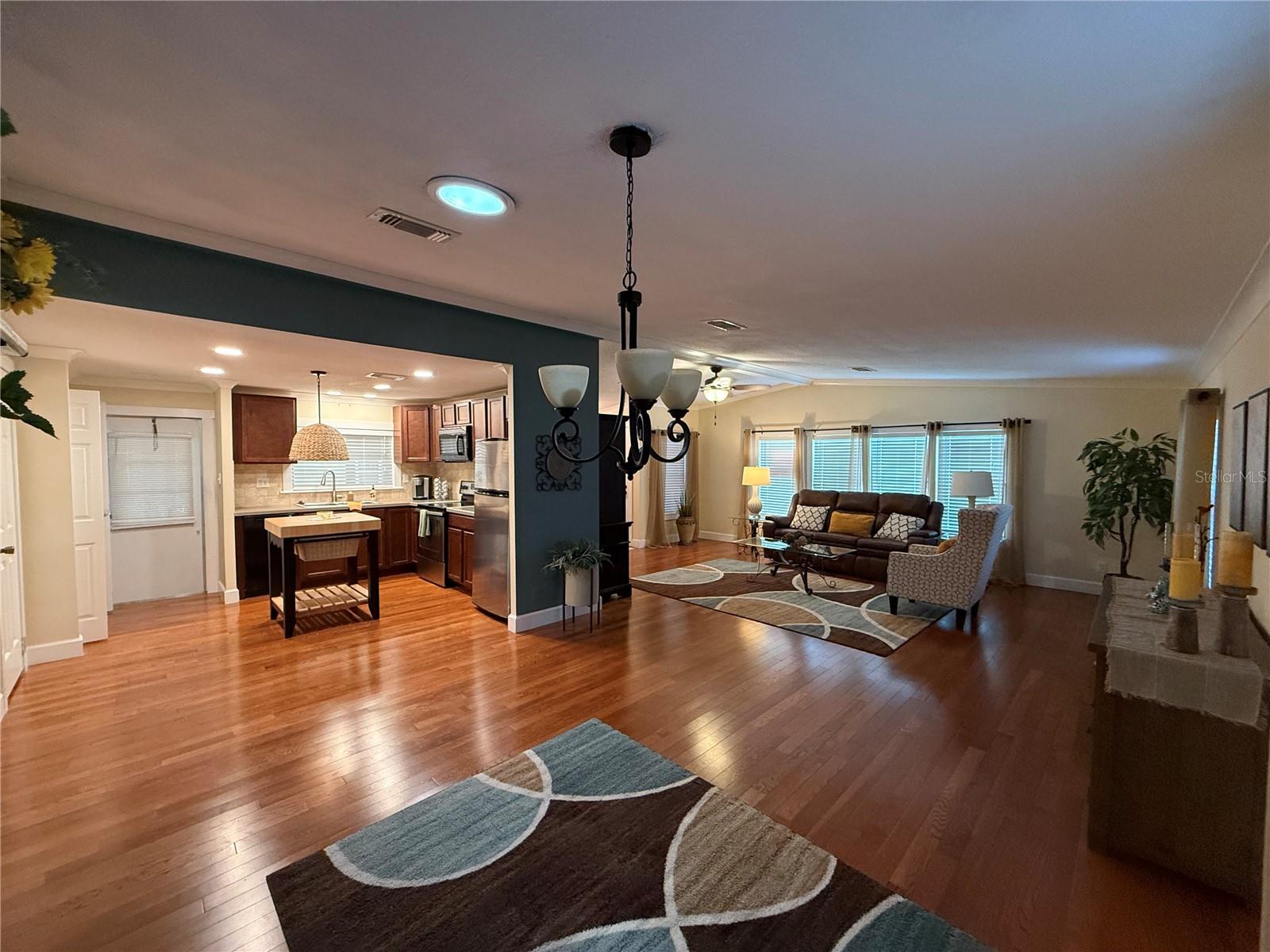 5th image of 35 Seminole Path, Wildwood, FL 34785 | MLS# G5115572