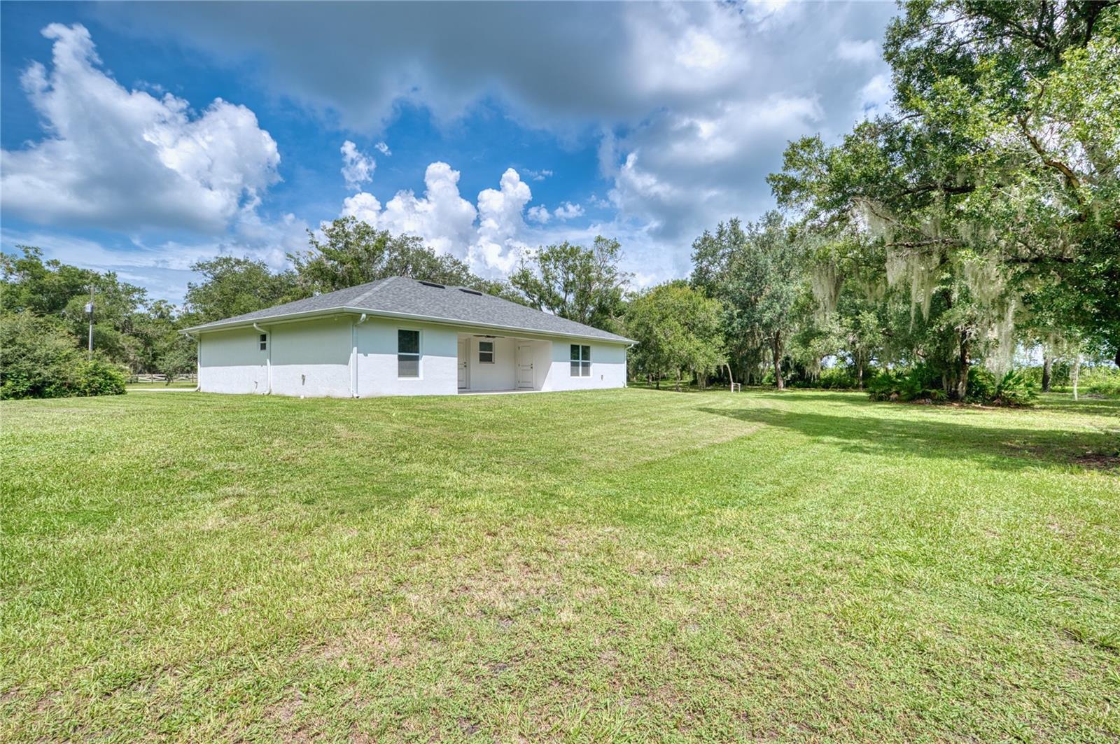 3rd image of 3472 Ne Davis St, Arcadia, FL 34266 | MLS# A4701122