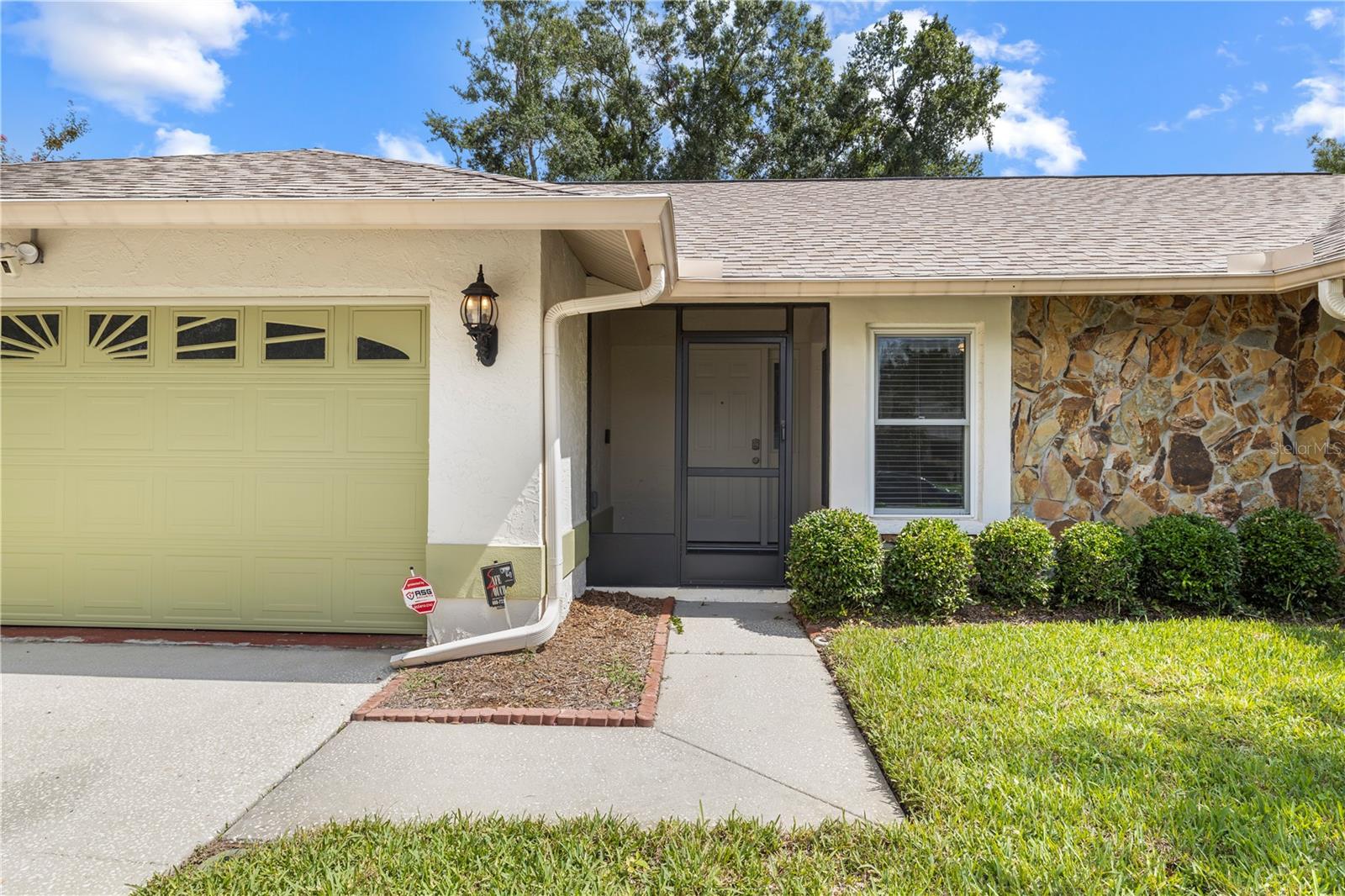 4th image of 1614 Dawnridge Ct, Brandon, FL 33510 | MLS# TB8533032