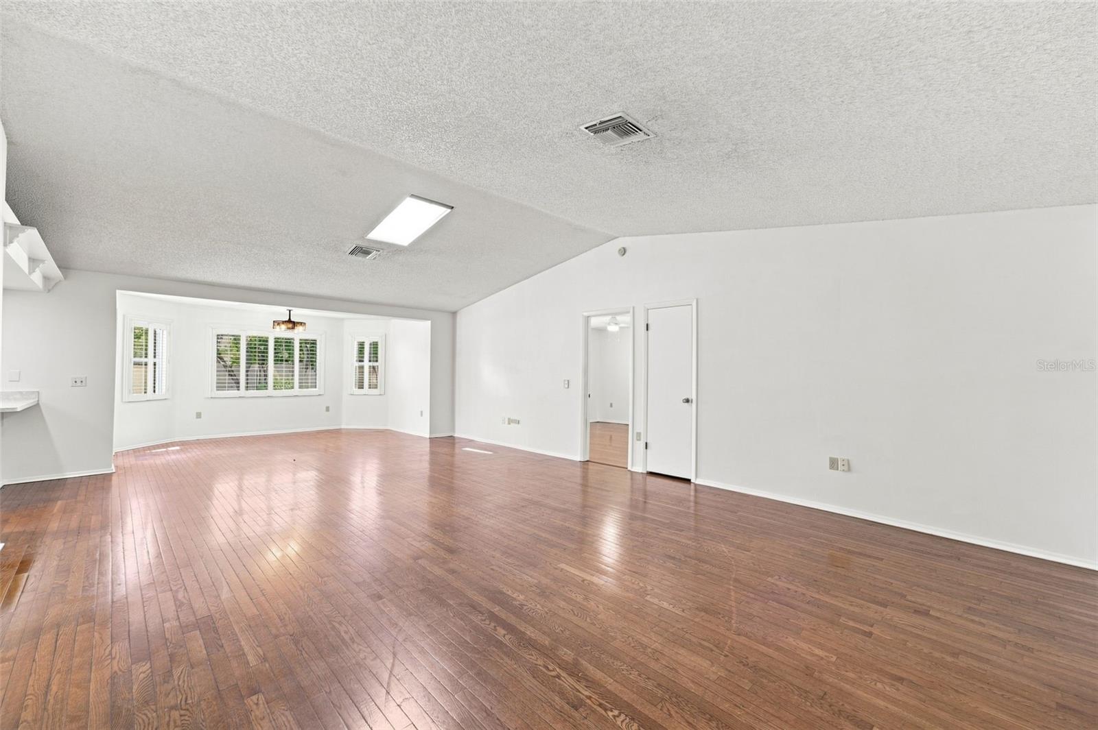 Photo 4 of Single family home for sale at 13469 Bondstone St, Spring Hill, FL 34609 | MLS# W7888005 | Listing updated on 2026-09-02