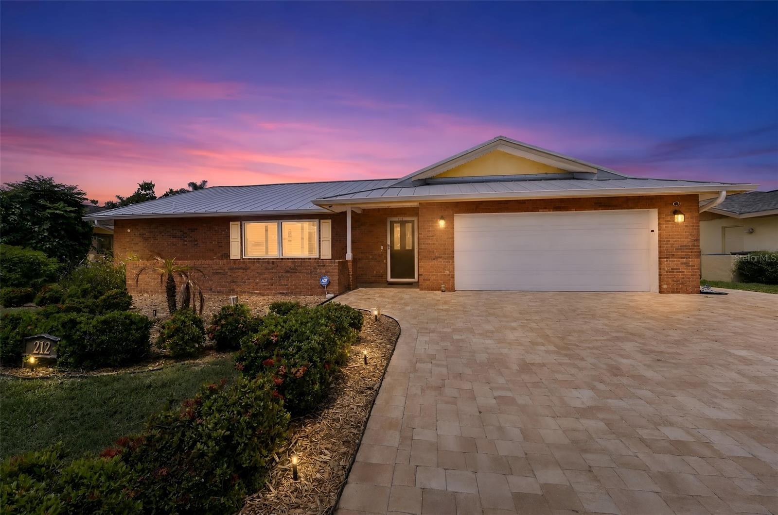 1st image of 212 68th St Nw, Bradenton, FL 34209 | MLS# A4701145