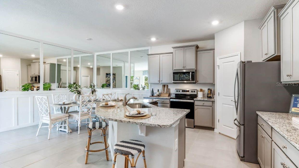3rd image of 6273 Parmeron Ln, Sarasota, FL 34231 | MLS# A4701147